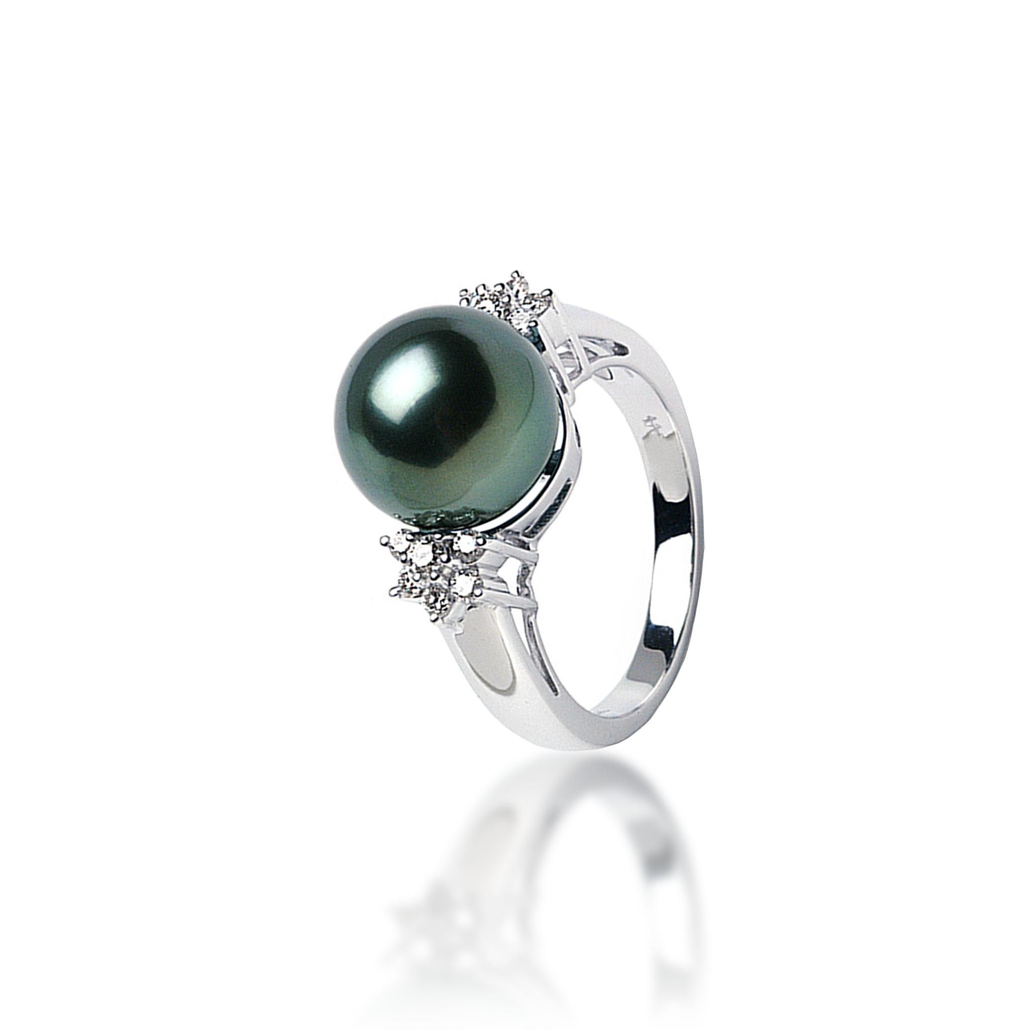 Tahitian Black Pearl Ring in White Gold with Diamonds - 11-12mm