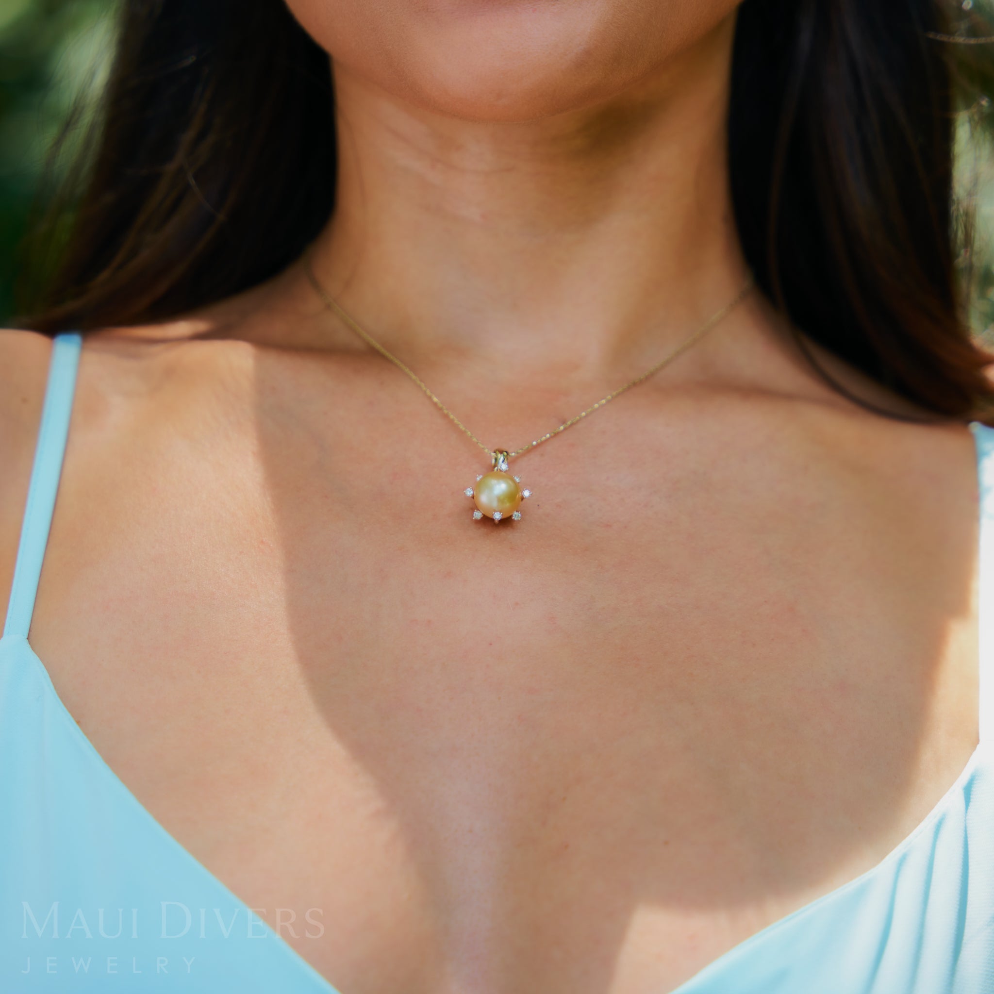 Protea South Sea Gold Pearl Pendant in Gold with Diamonds - 10-11mm