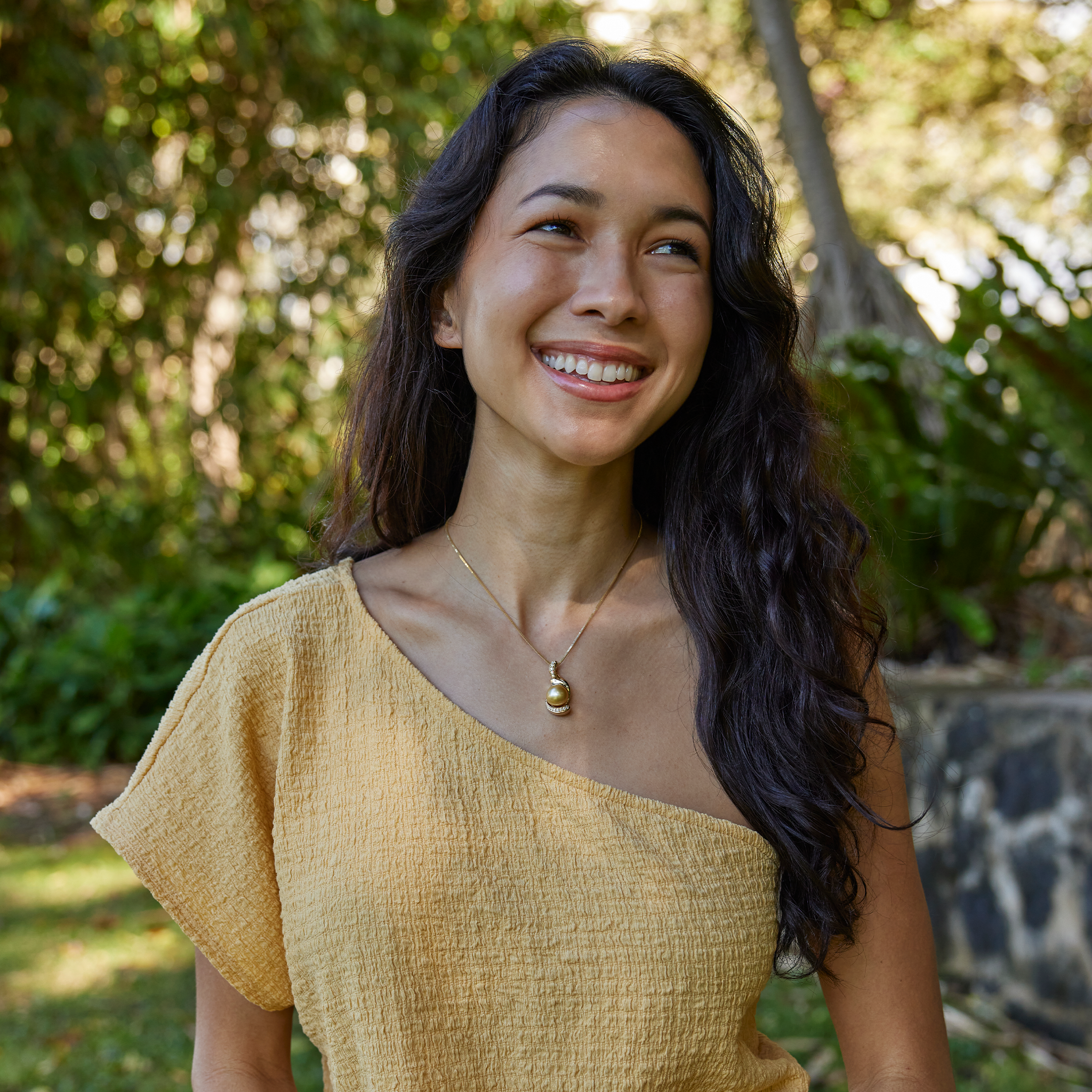 South Sea Gold Pearl Pendant in Gold with Diamonds - 12-13mm