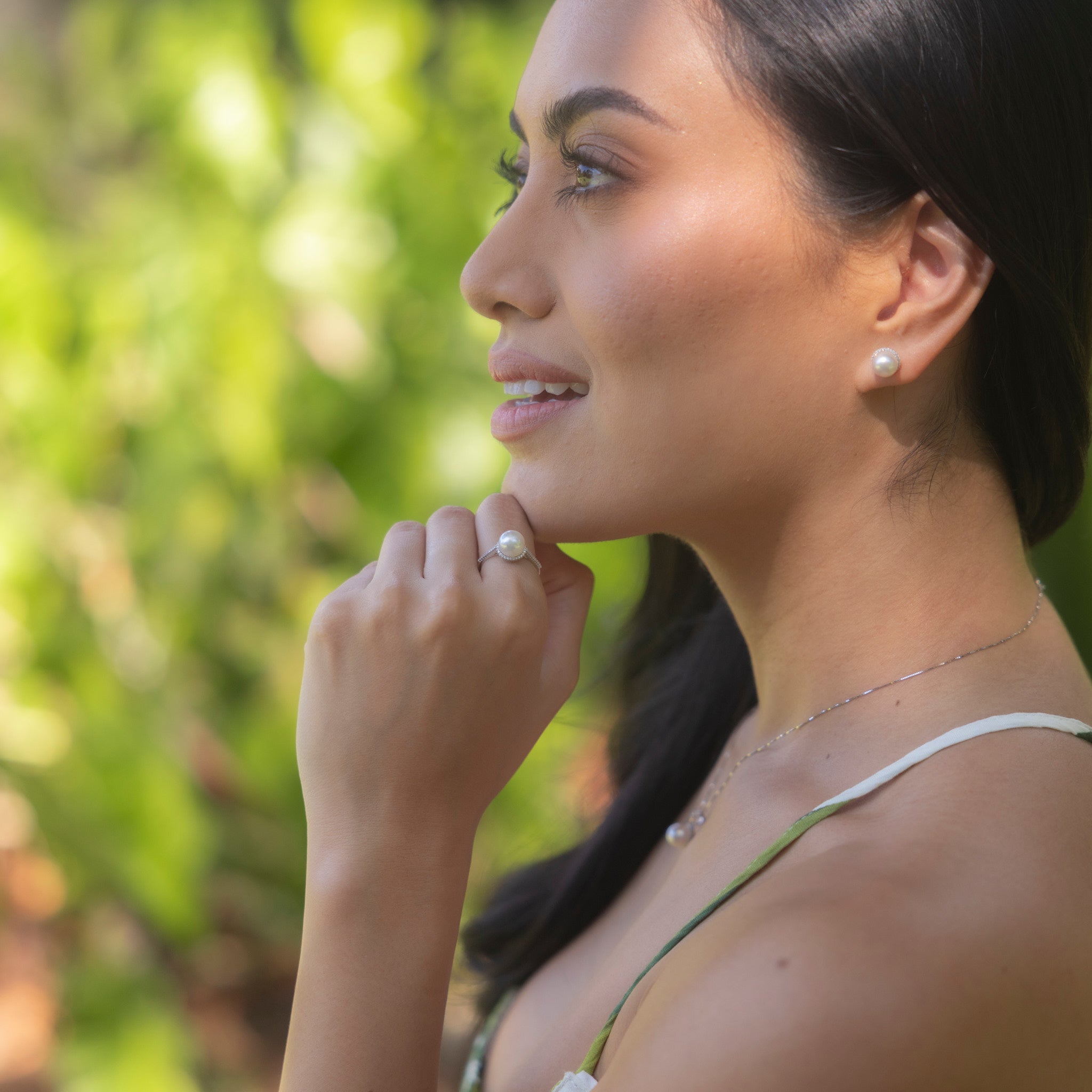 Halo Akoya White Pearl Ring in White Gold with Diamonds - 8mm