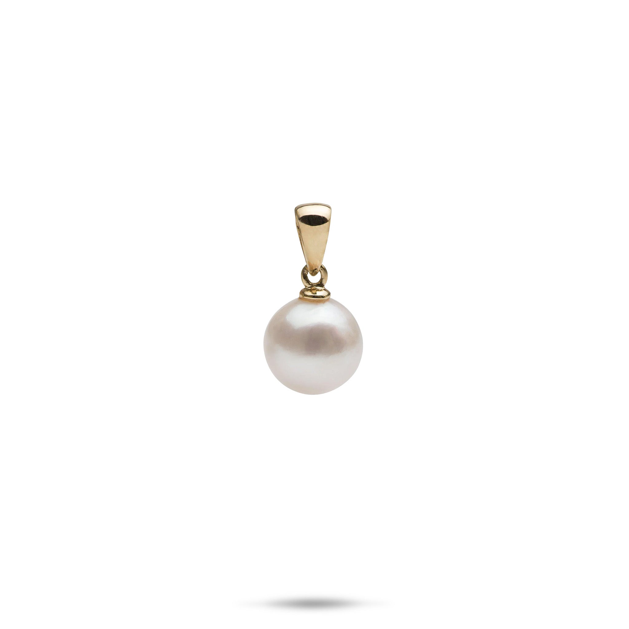 Akoya White Pearl Pendant in Gold