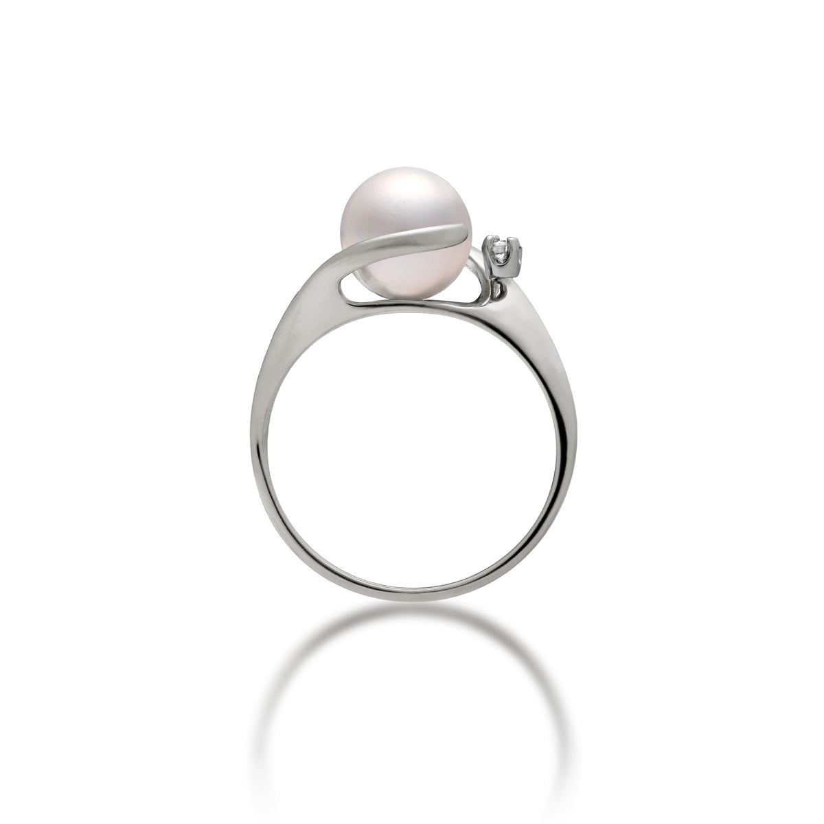 Profile view of a 14k white gold ring with soft curves at the crown that frame a diamond-accented Akoya white pearl, shown on a white background
