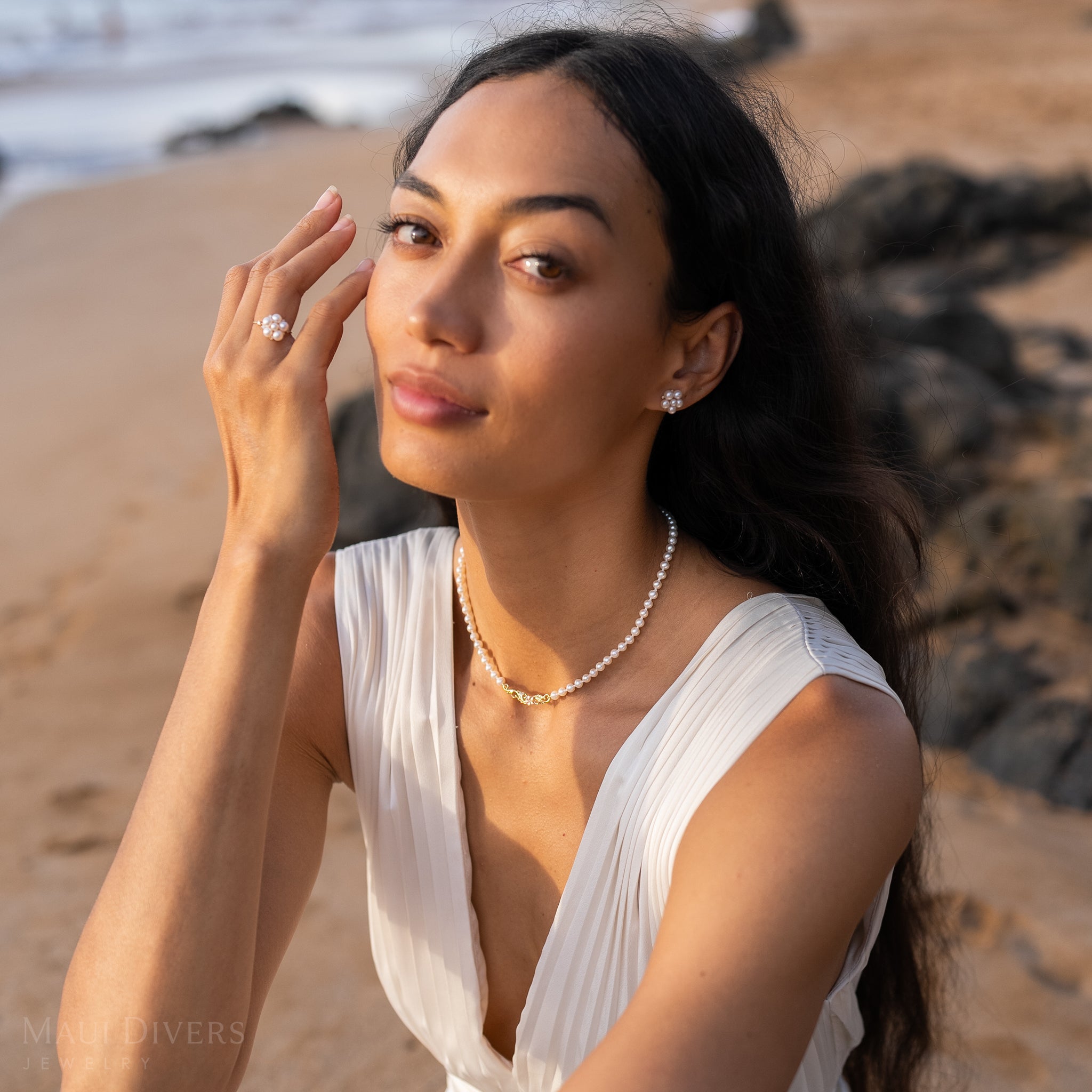 16-18" Adjustable Hawaiian Heirloom Plumeria Freshwater White Pearl Necklace in Two Tone Gold with Diamond