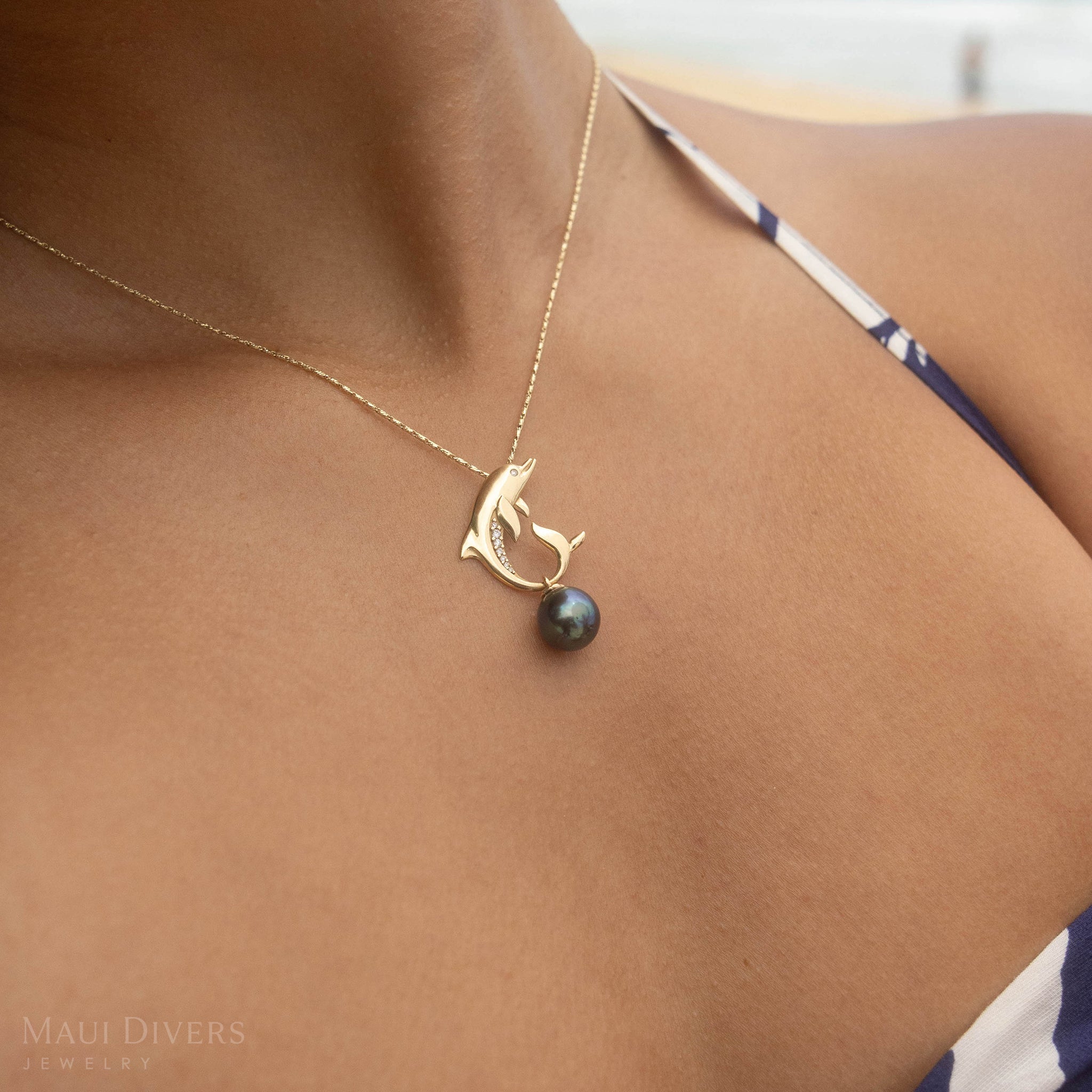 Ocean Dance Dolphin Tahitian Black Pearl Pendant in Gold with Diamonds - 9-10mm