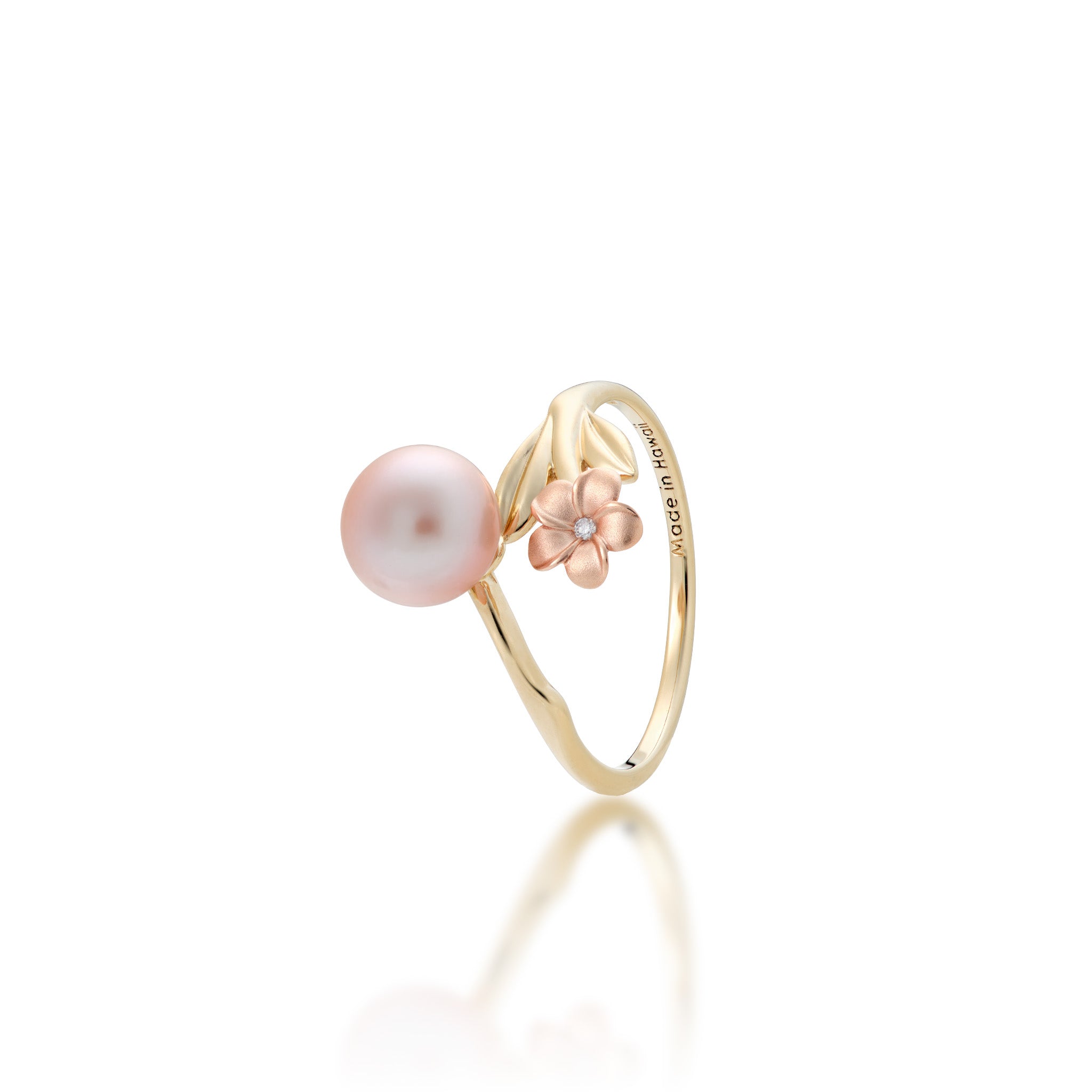 Angle view of the Pearls in Bloom Plumeria 7-8mm Lavender Freshwater Pearl Ring in Two Tone Gold with Diamond on a white background