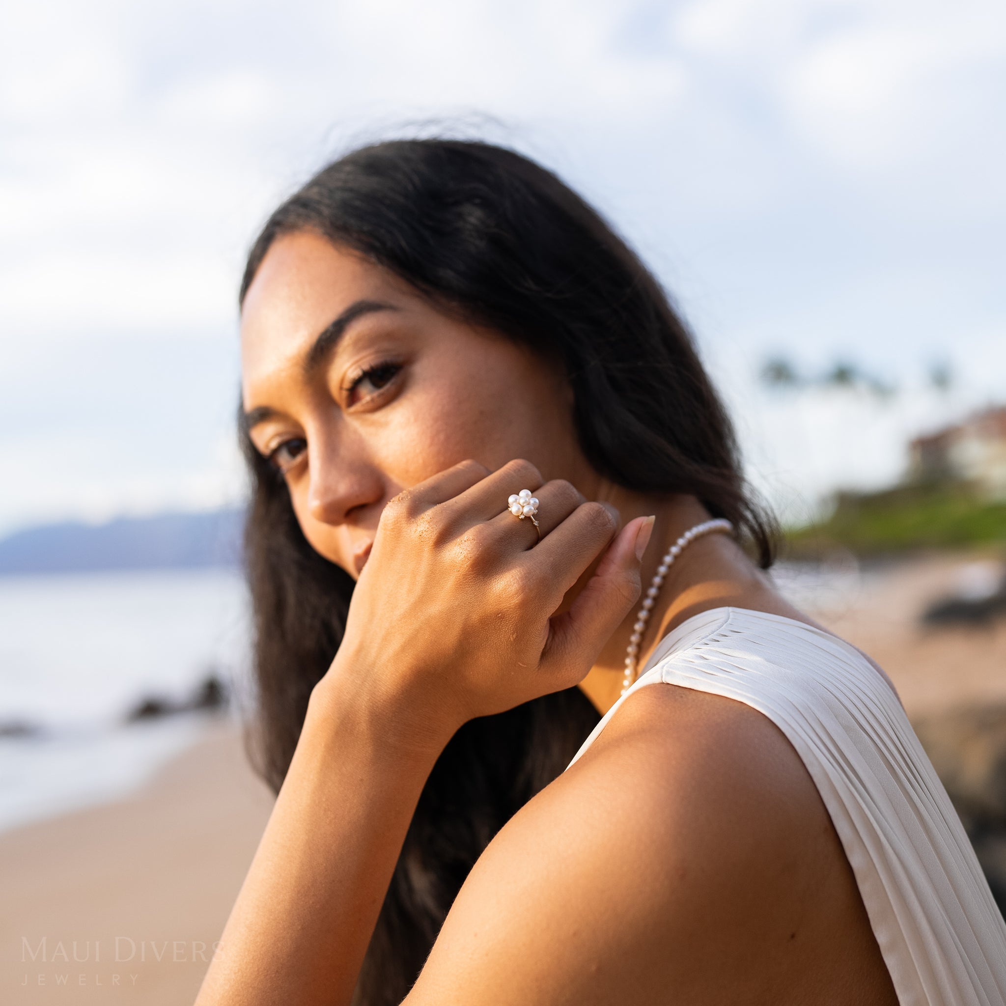 Tiny Bubbles Freshwater White Pearl Ring in Gold with Diamonds