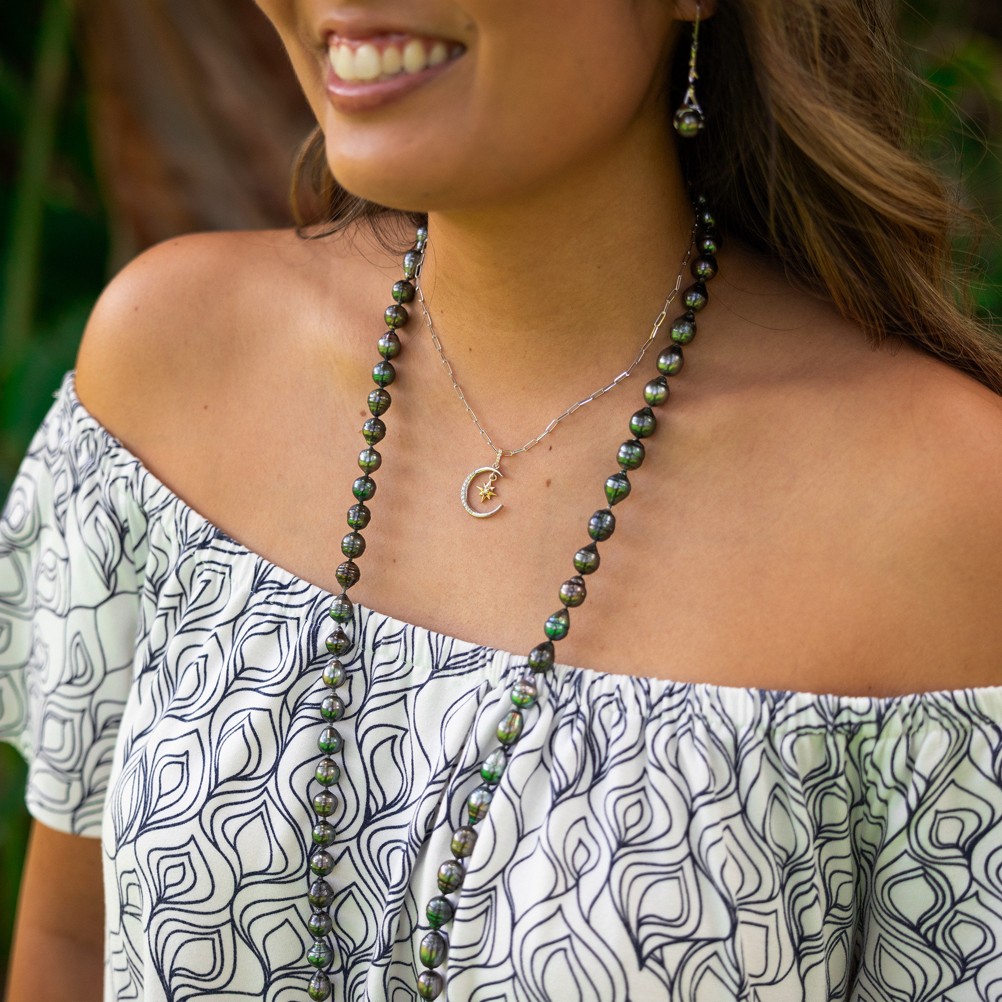 38-41" Tahitian Black Pearl Strand - 8-10mm