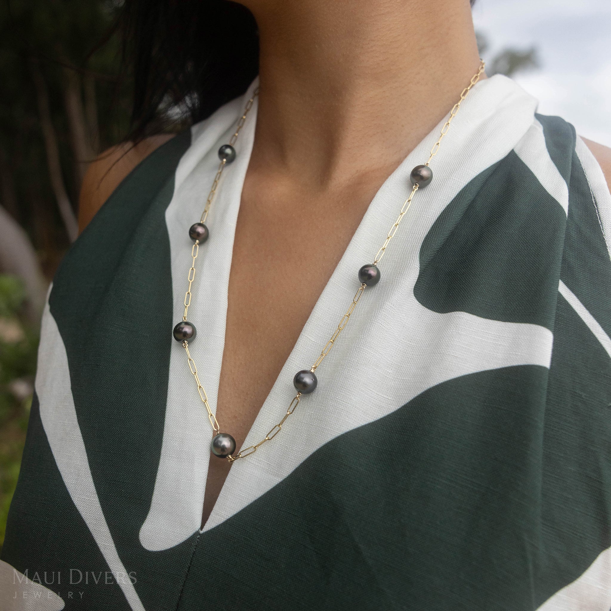 Adjustable 24" Tahitian Black Pearl Paperclip Chain Necklace in Gold - 9-10mm