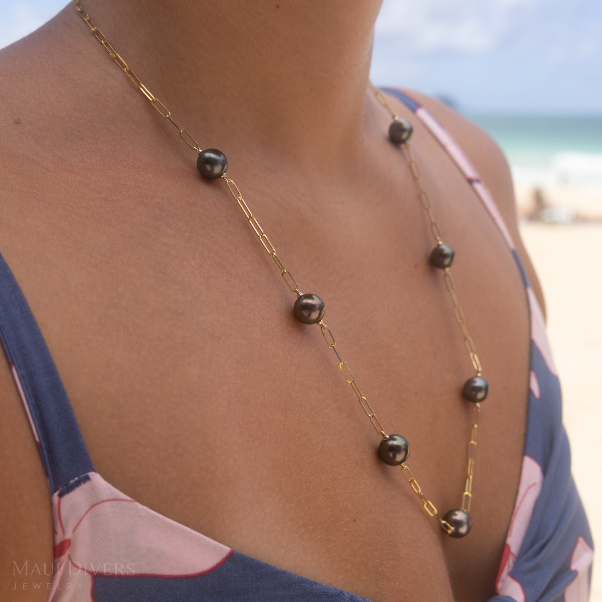 Adjustable 24" Tahitian Black Pearl Paperclip Chain Necklace in Gold - 9-10mm