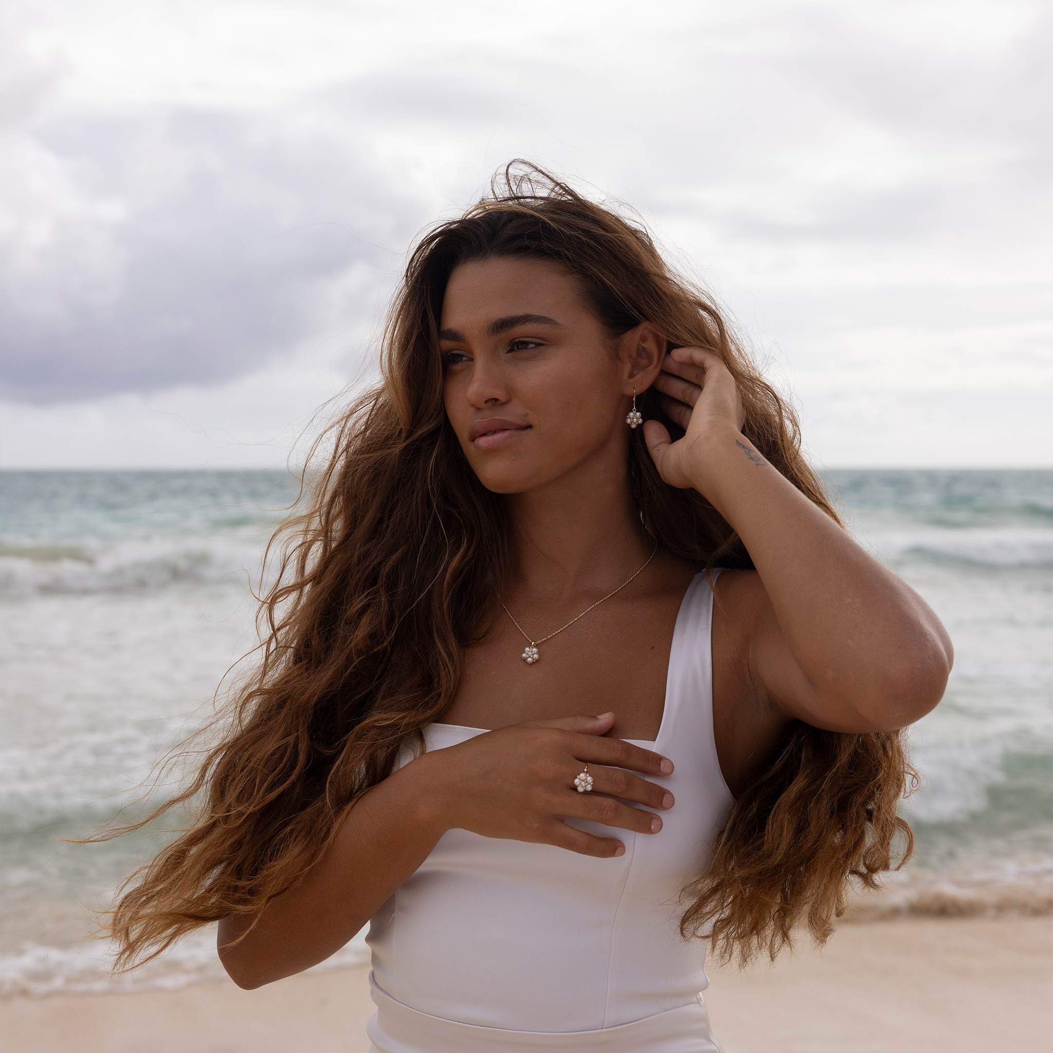 Tiny Bubbles Freshwater White Pearl Pendant in Gold with Diamonds