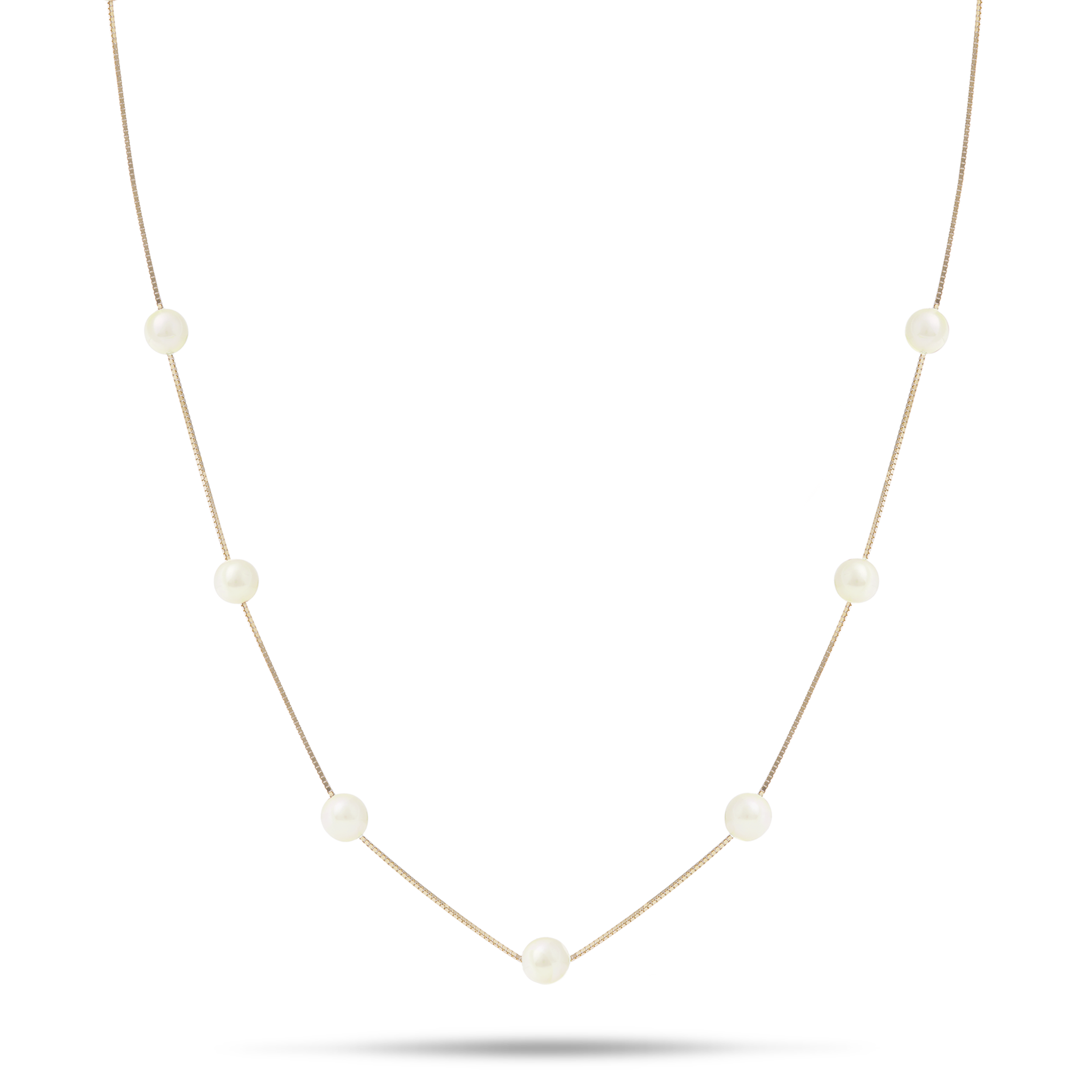 18" Freshwater White Pearl Necklace in Gold - 5-6mm