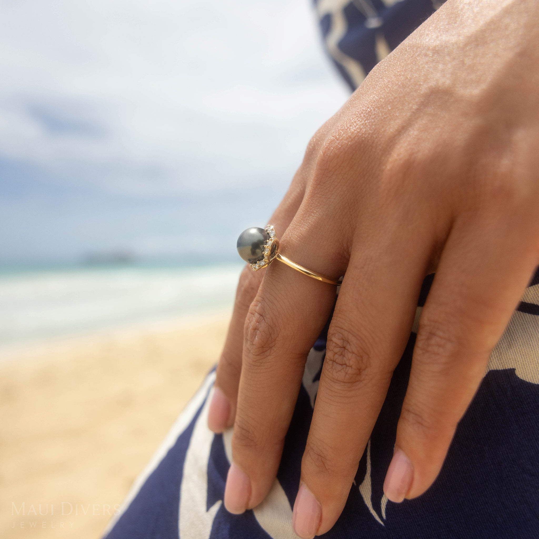 Plumeria Tahitian Black Pearl Ring in Gold with Diamonds - 9-10mm