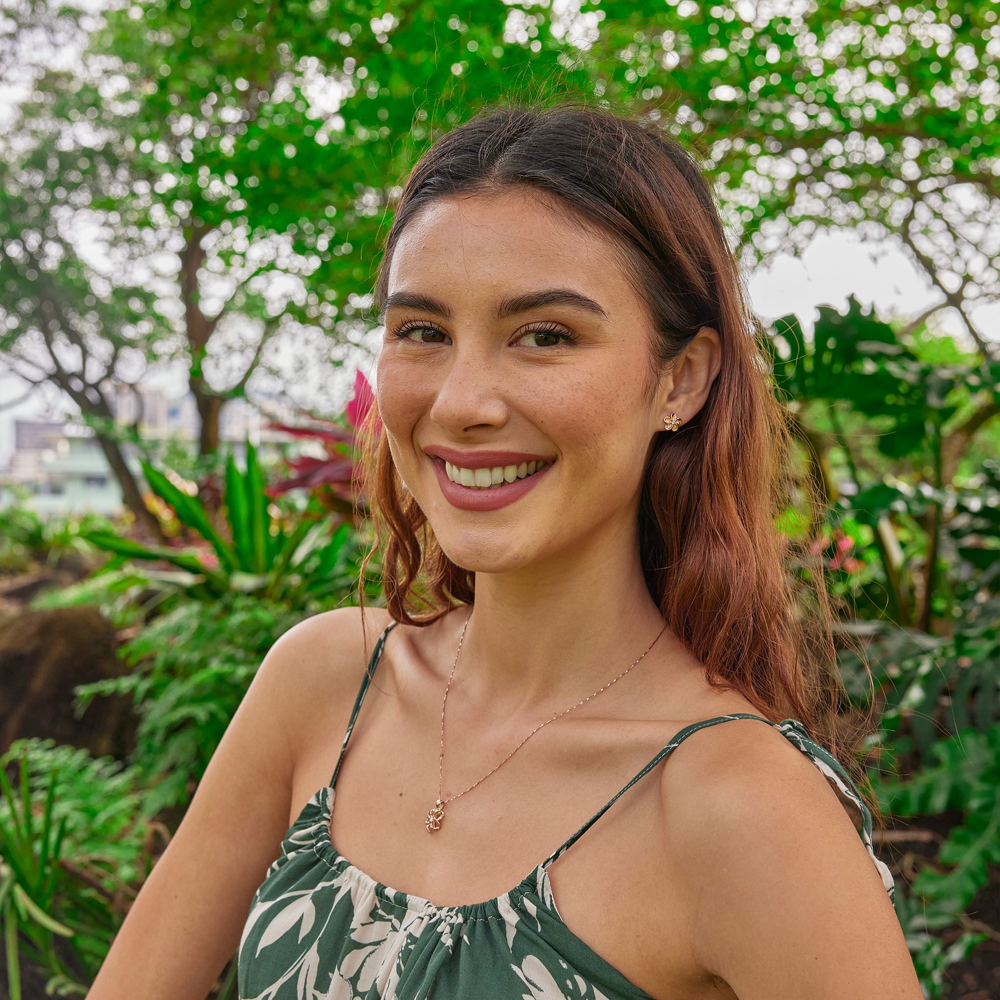 18" Plumeria Pendant Necklace in Rose Gold with Diamond - 14mm