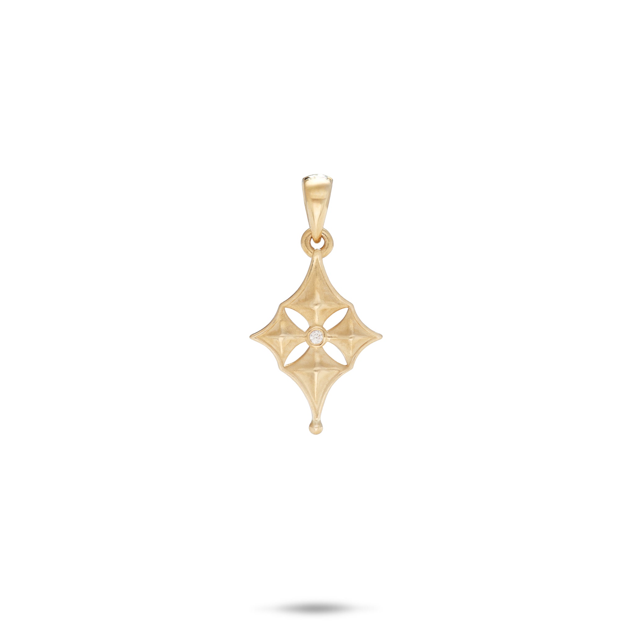 Hawaiian Quilted Star Pendant in Gold with Diamond - 15mm