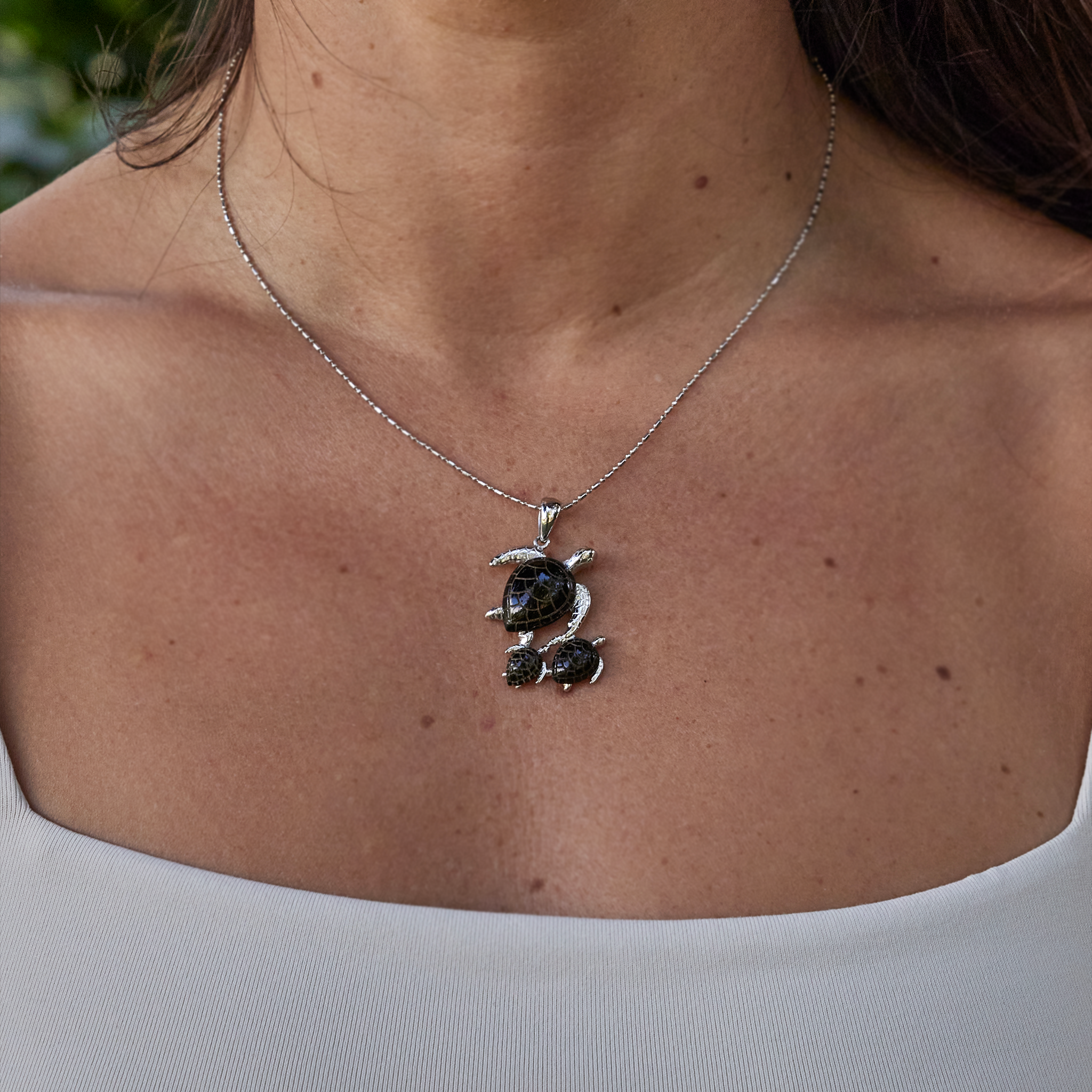 Honu Black Coral Pendant in White Gold - 29mm