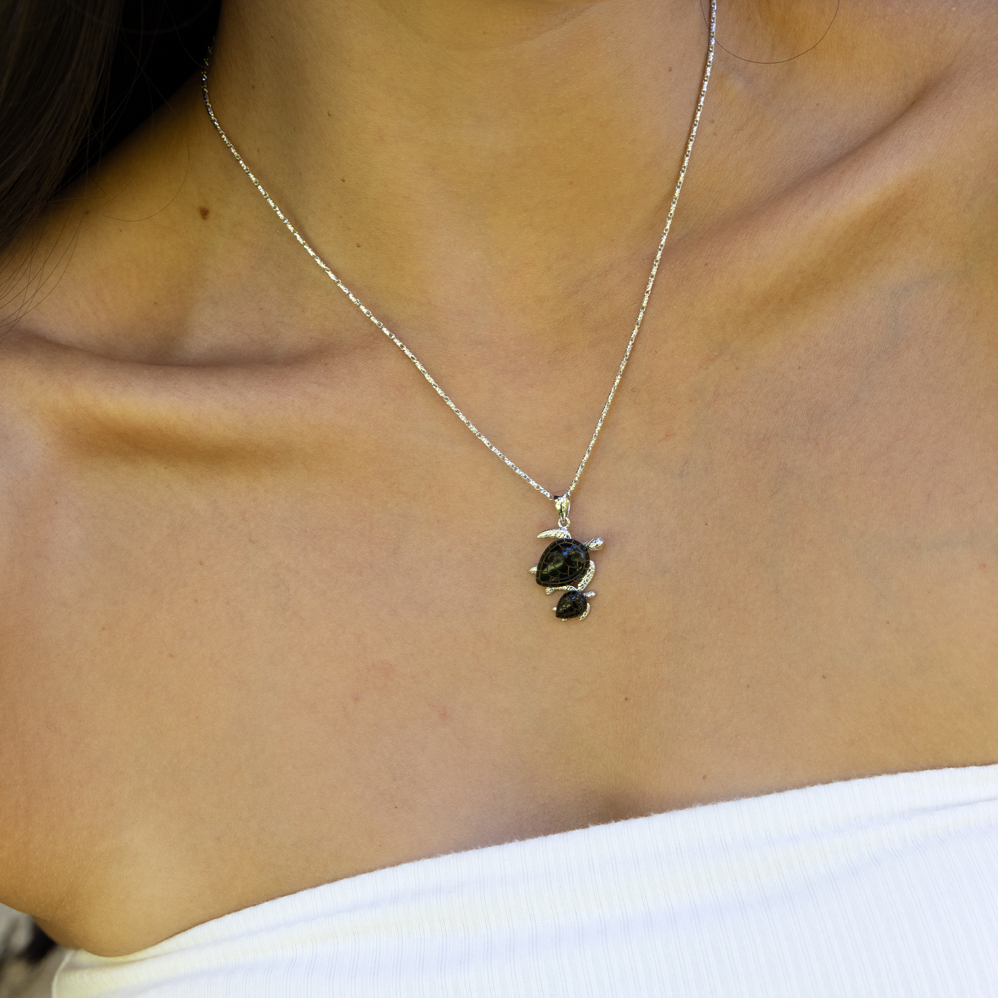 Honu Black Coral Pendant in White Gold - 22mm