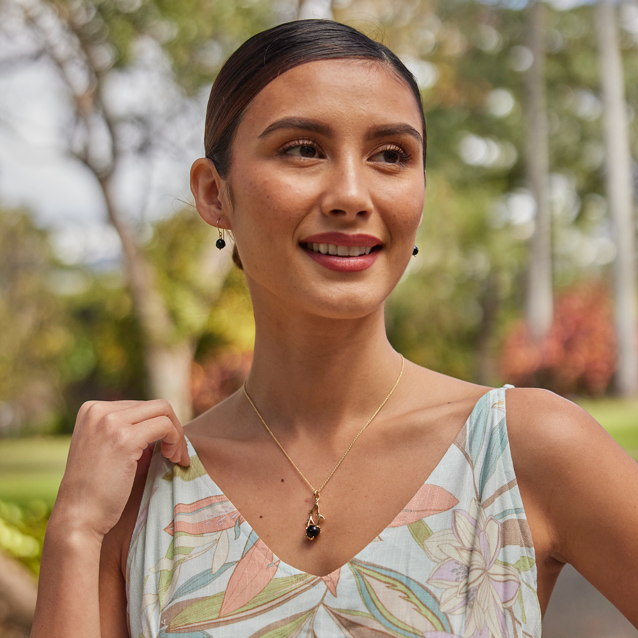 Hawaiian Black Coral Earrings in Gold - 7-7.9mm