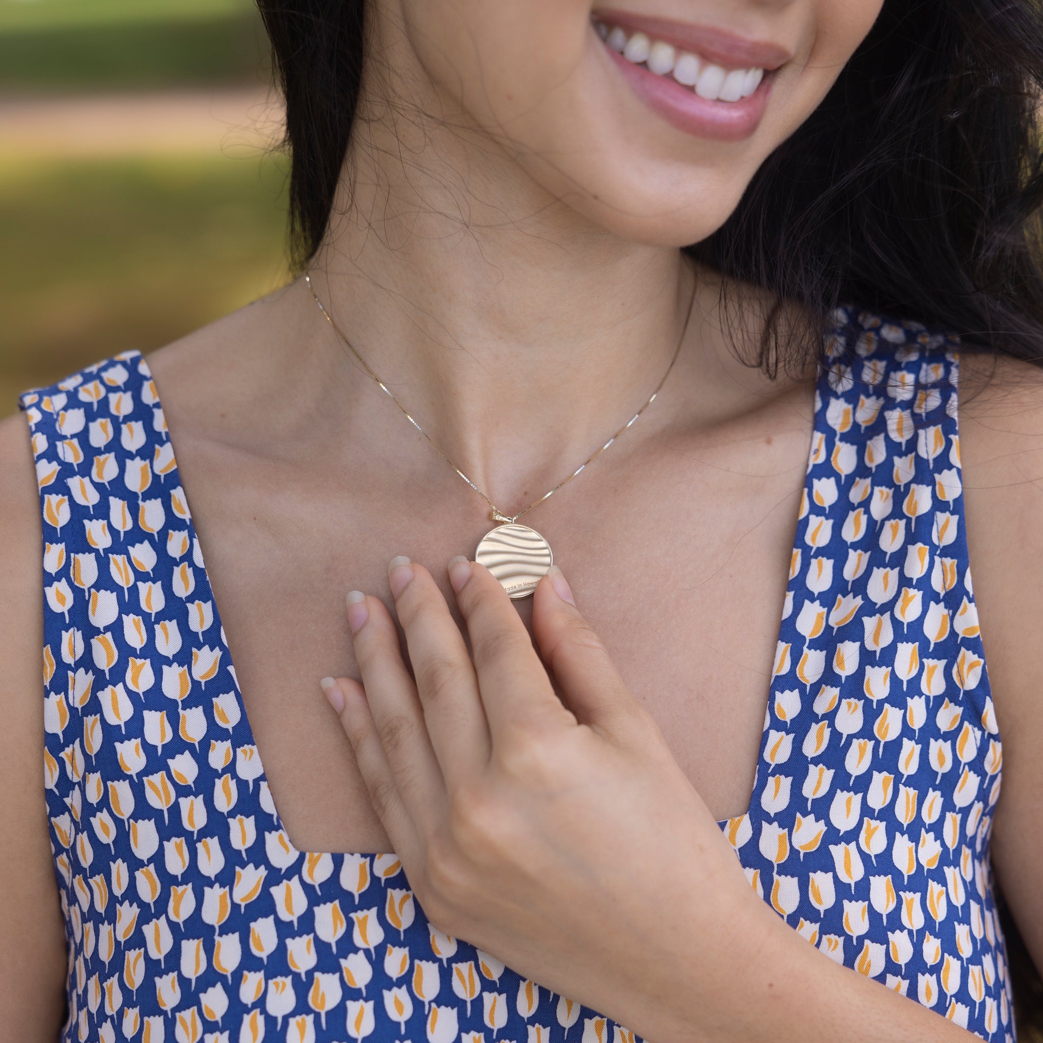 Ocean Sand Turquoise Pendant in Gold - 22mm