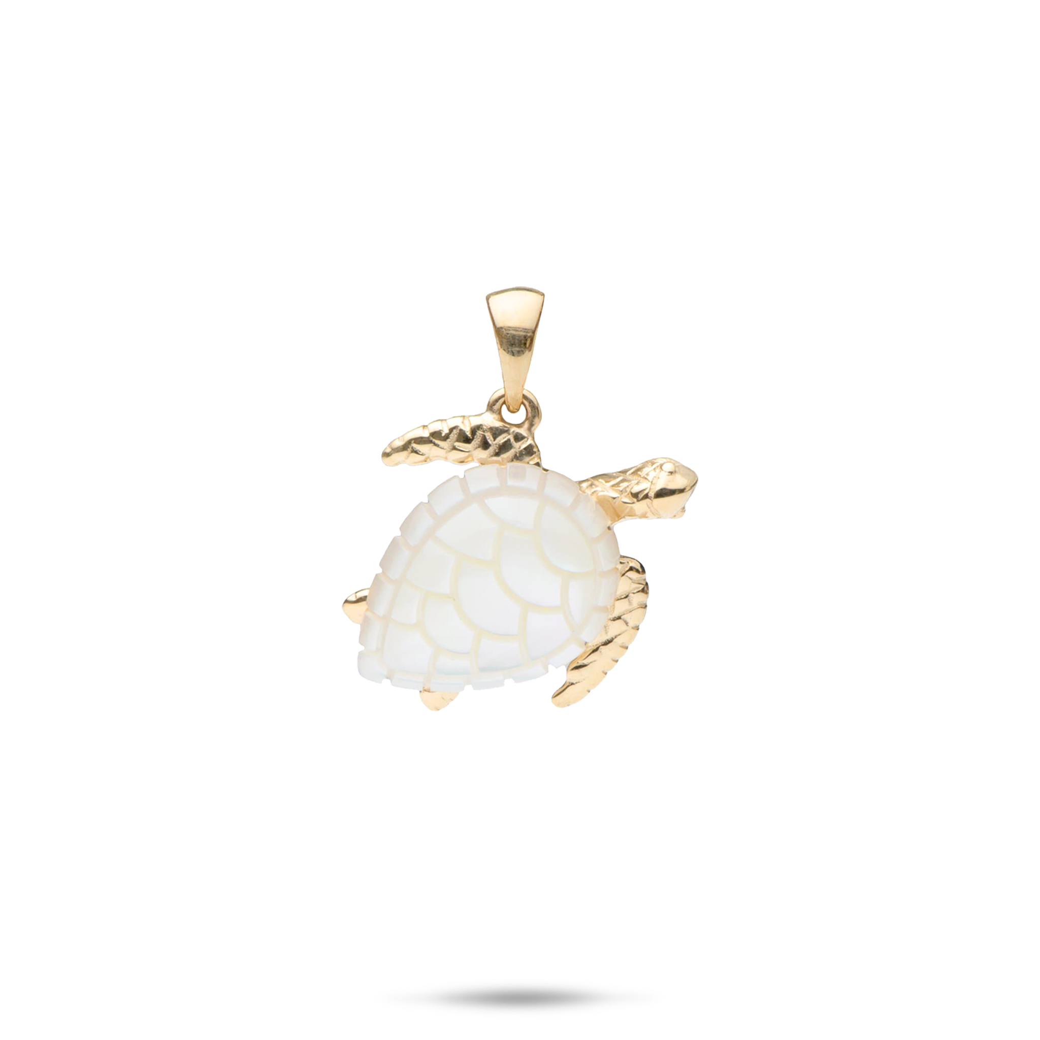 Honu Mother of Pearl Pendant in Gold - 15mm