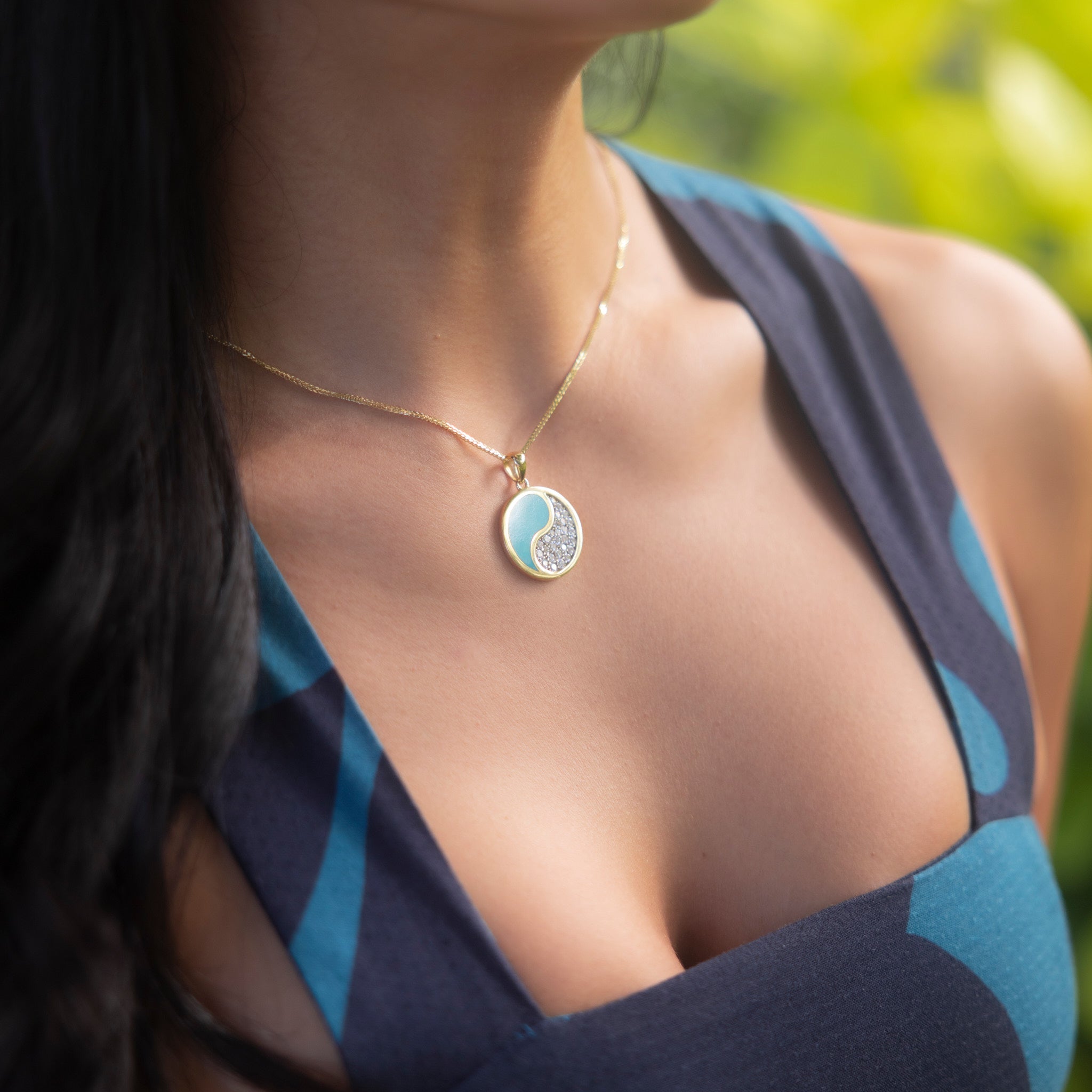 Yin Yang Turquoise Pendant in Gold with Diamonds - 22mm