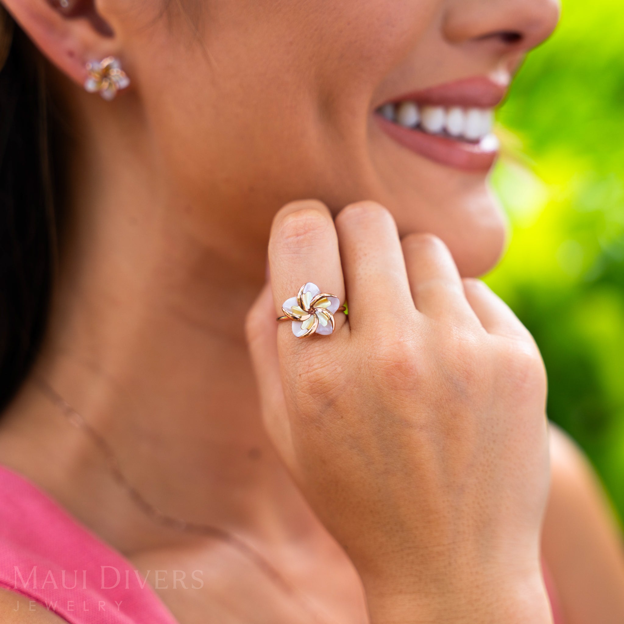 Plumeria Mother of Pearl Ring in Rose Gold - 16mm