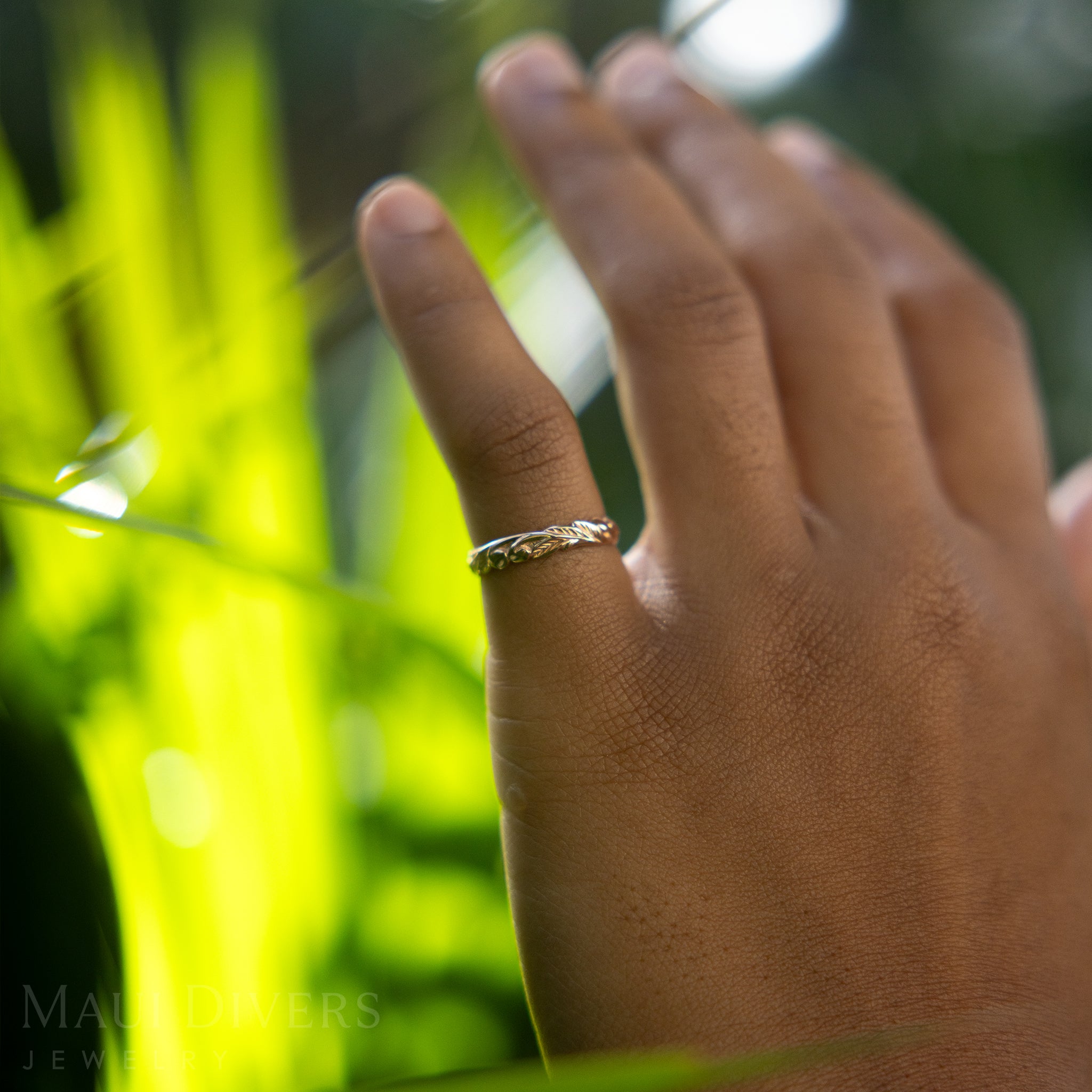 Hawaiian Heirloom Old English Scroll Ring in Rose Gold - 3mm