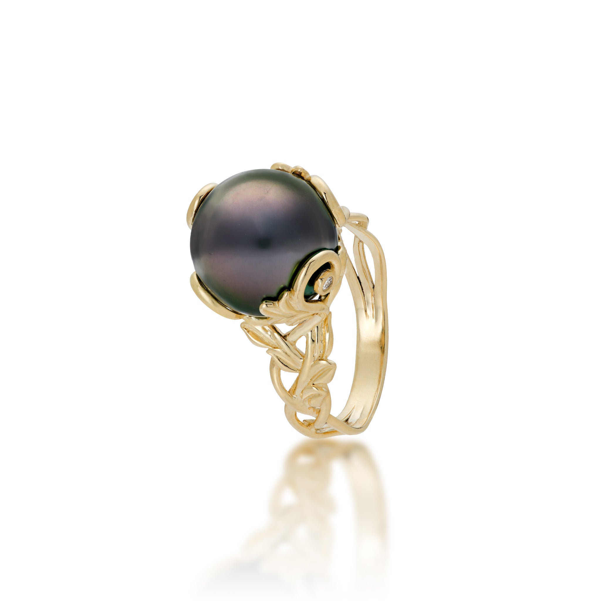 Living Heirloom Tahitian Black Pearl Ring in Gold with Diamonds