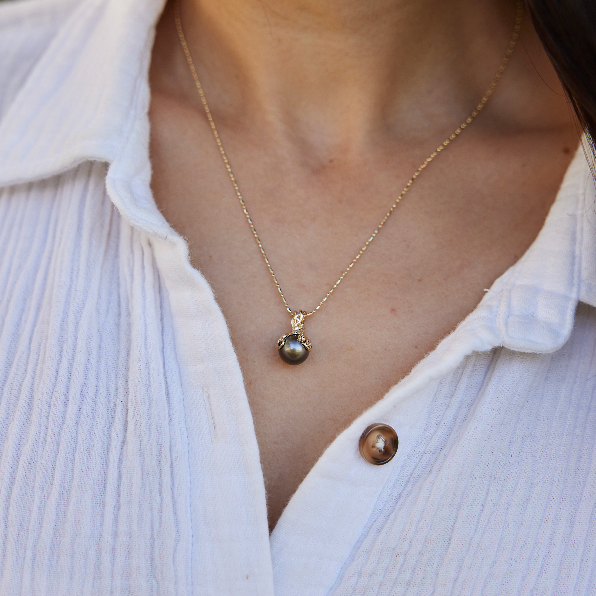 Living Heirloom Tahitian Black Pearl Pendant in Gold with Diamonds - 9-10mm