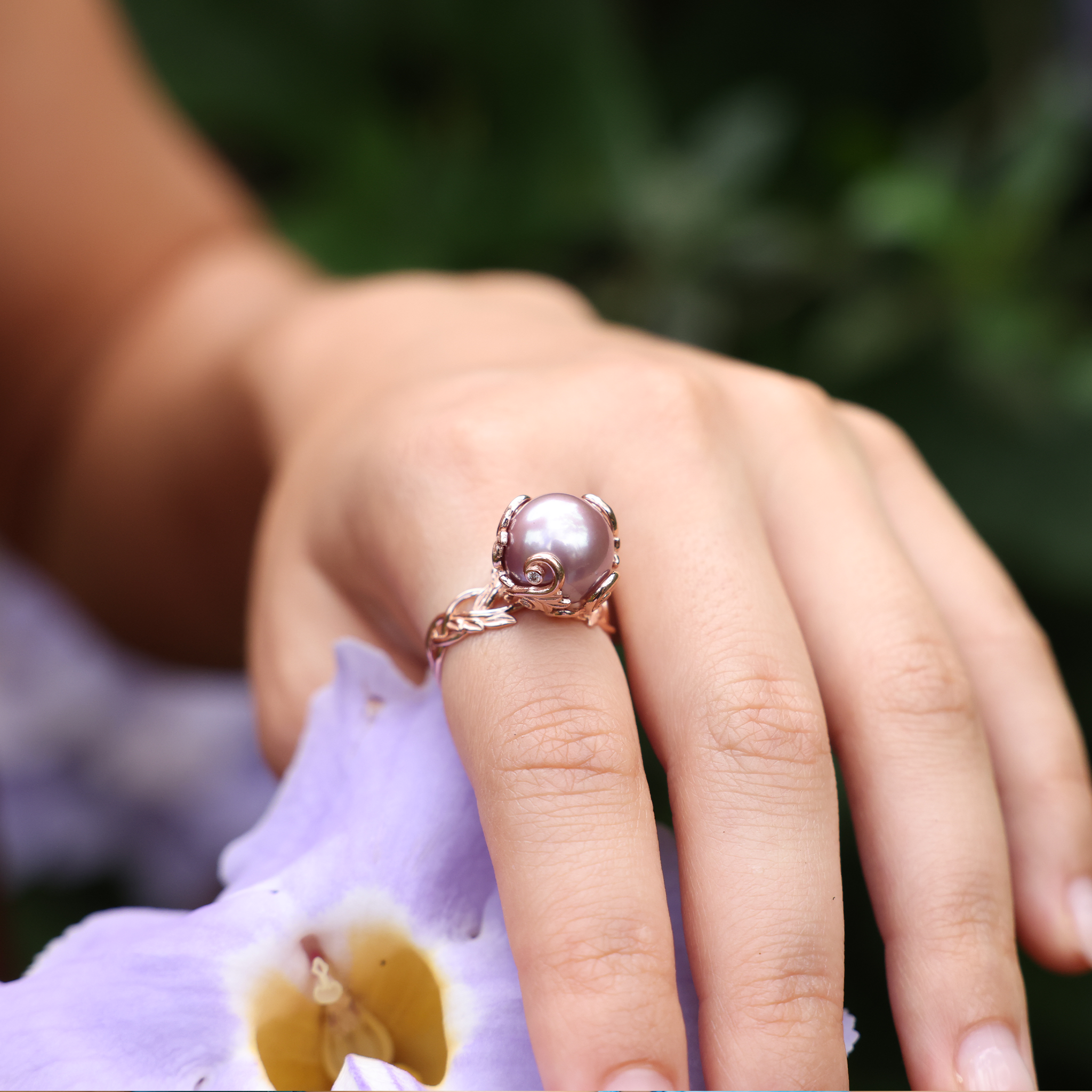 Living Heirloom Lilac Freshwater Pearl Ring in Rose Gold with Diamonds - 11-12mm