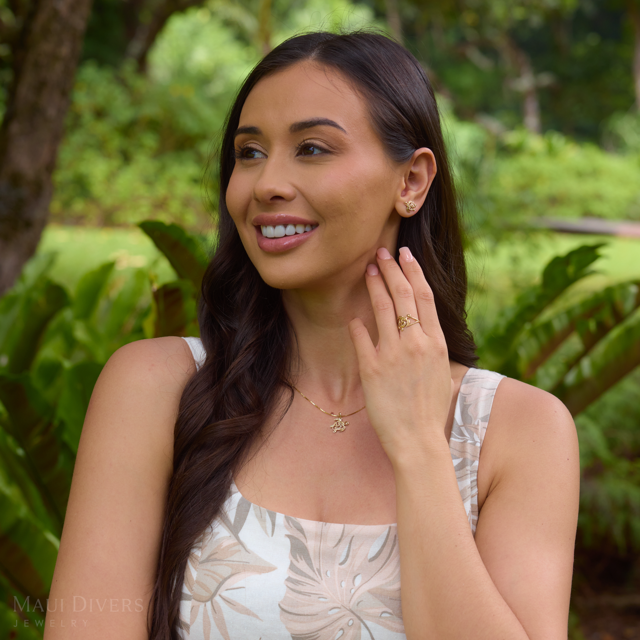 Living Heirloom Honu Ring in Gold - 16mm