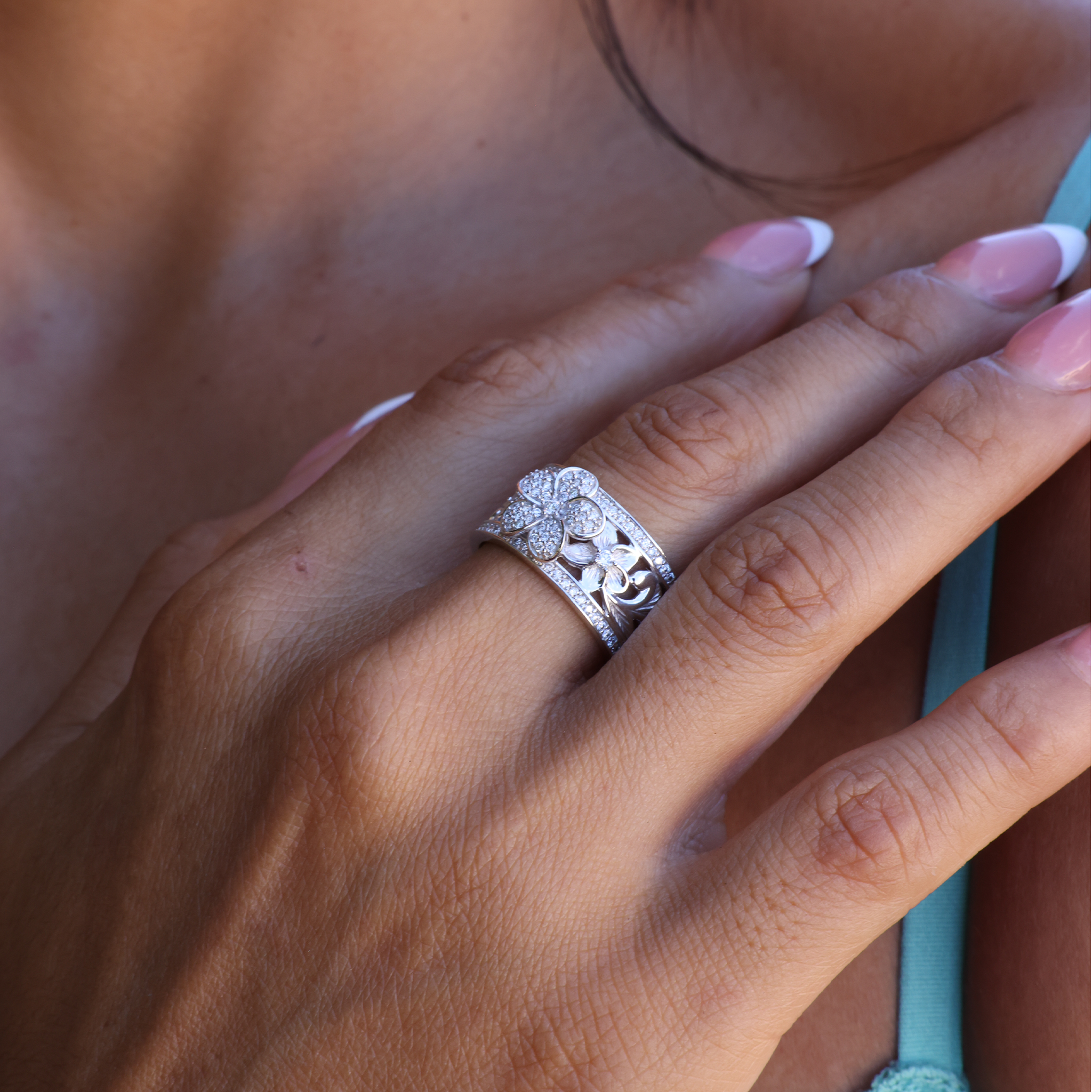 Hawaiian Heirloom Plumeria Ring in White Gold with Diamonds on Hand - Maui Divers Jewelry