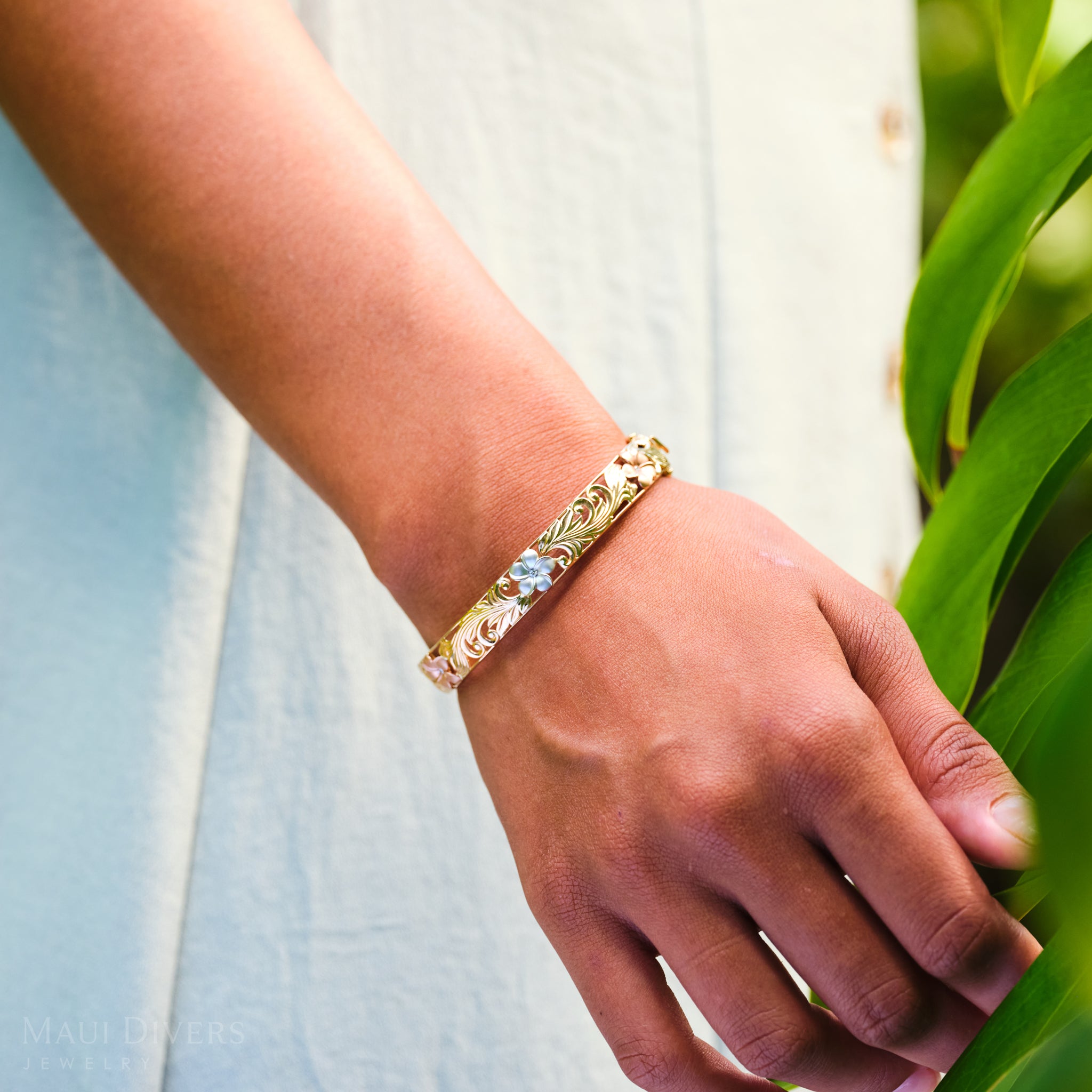 Hawaiian Heirloom Plumeria Hinge Bracelet in Tri Color Gold with Diamonds - 10mm