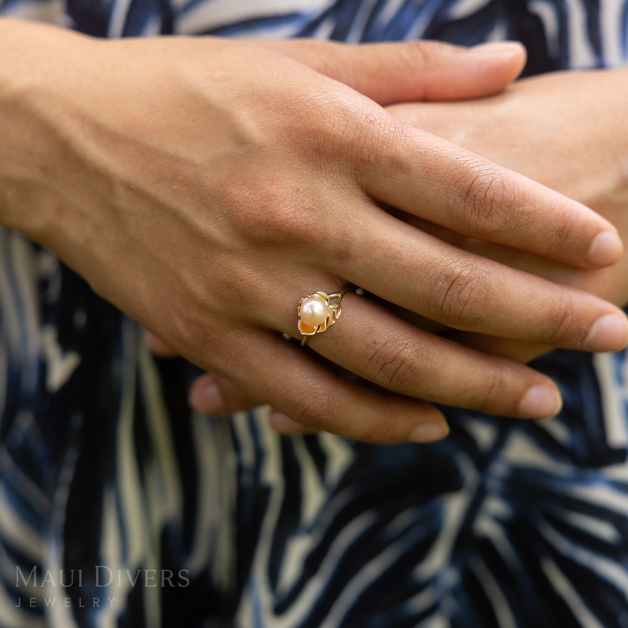 Pick A Pearl Monstera Ring in Gold