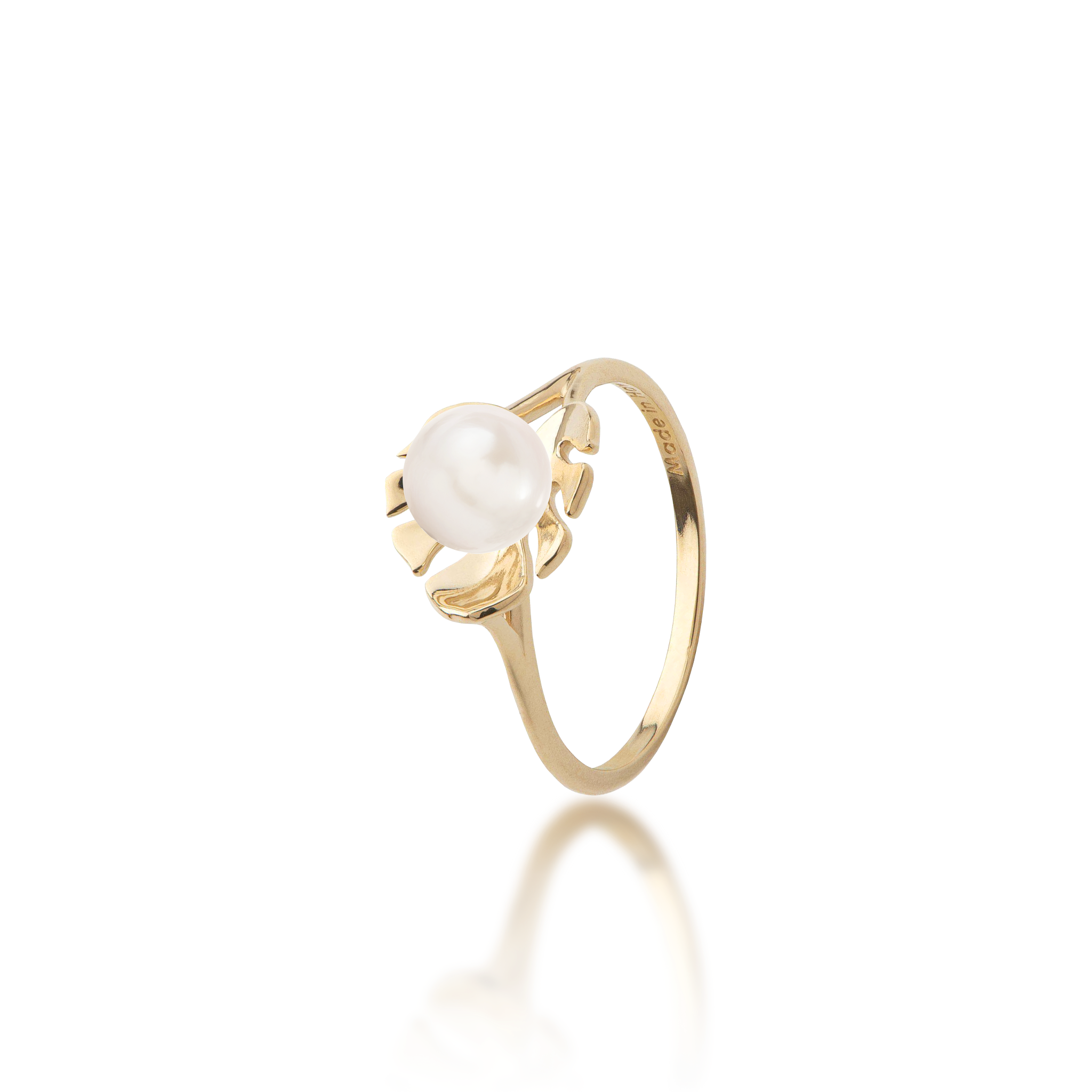 Pick A Pearl Monstera Ring in Gold