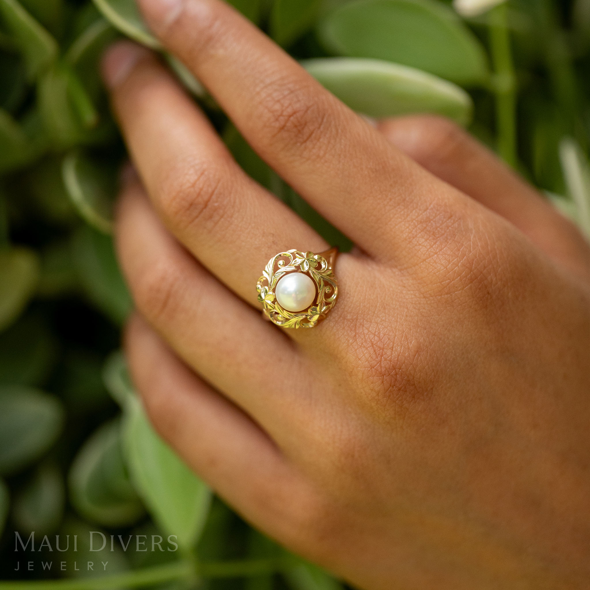 Pick A Pearl Hawaiian Heirloom Ring in Gold