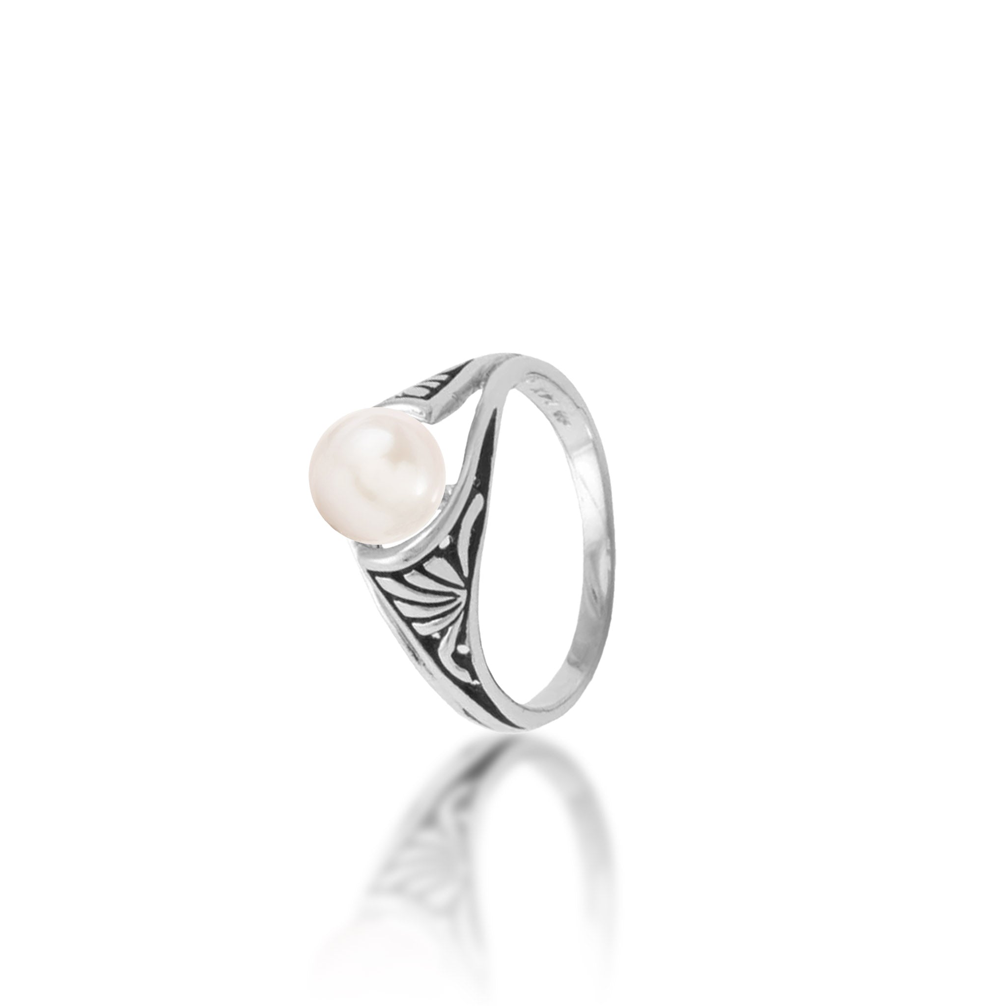 Pick A Pearl Enamel Ring in White Gold