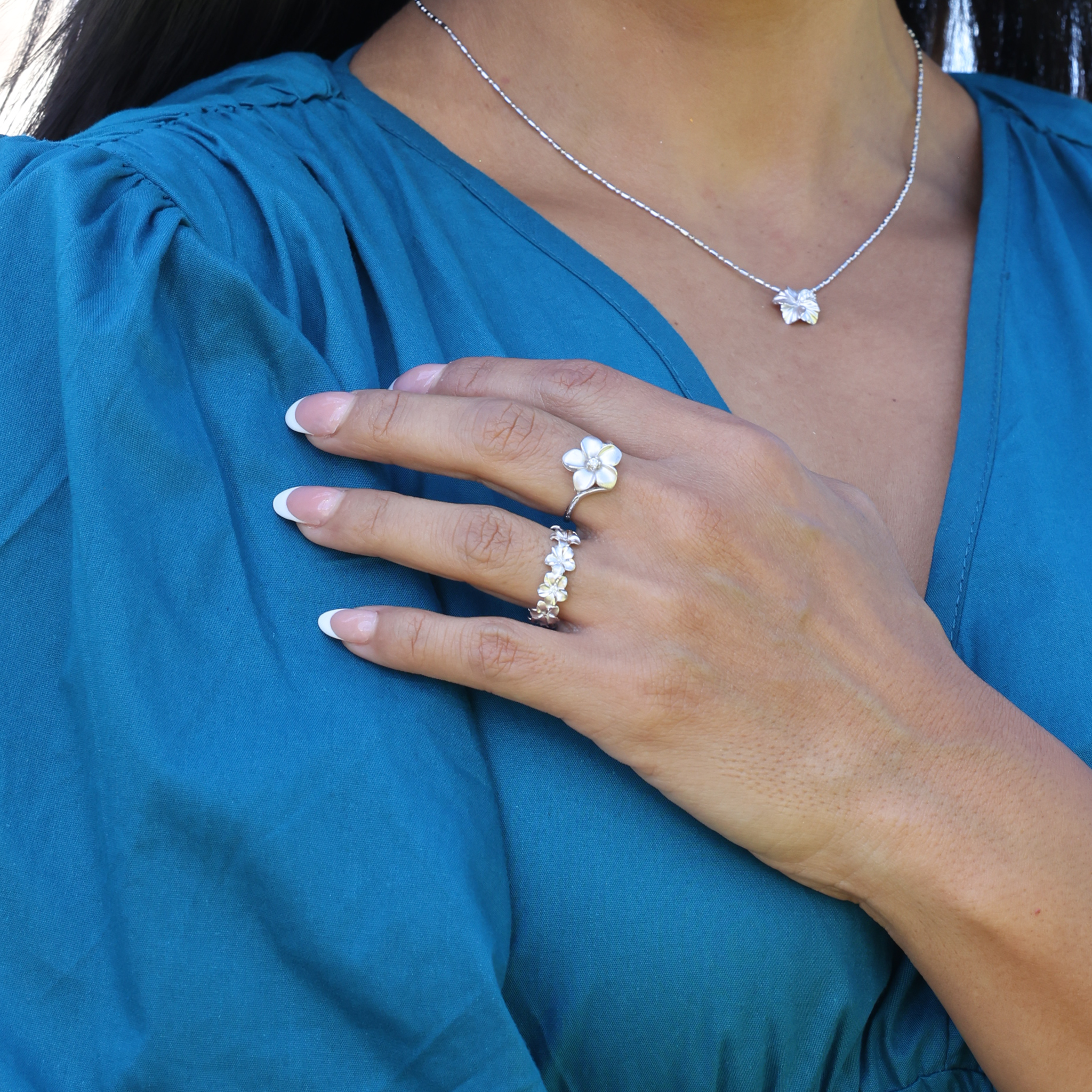 Plumeria Eternity Ring in White Gold with Diamonds - 6mm