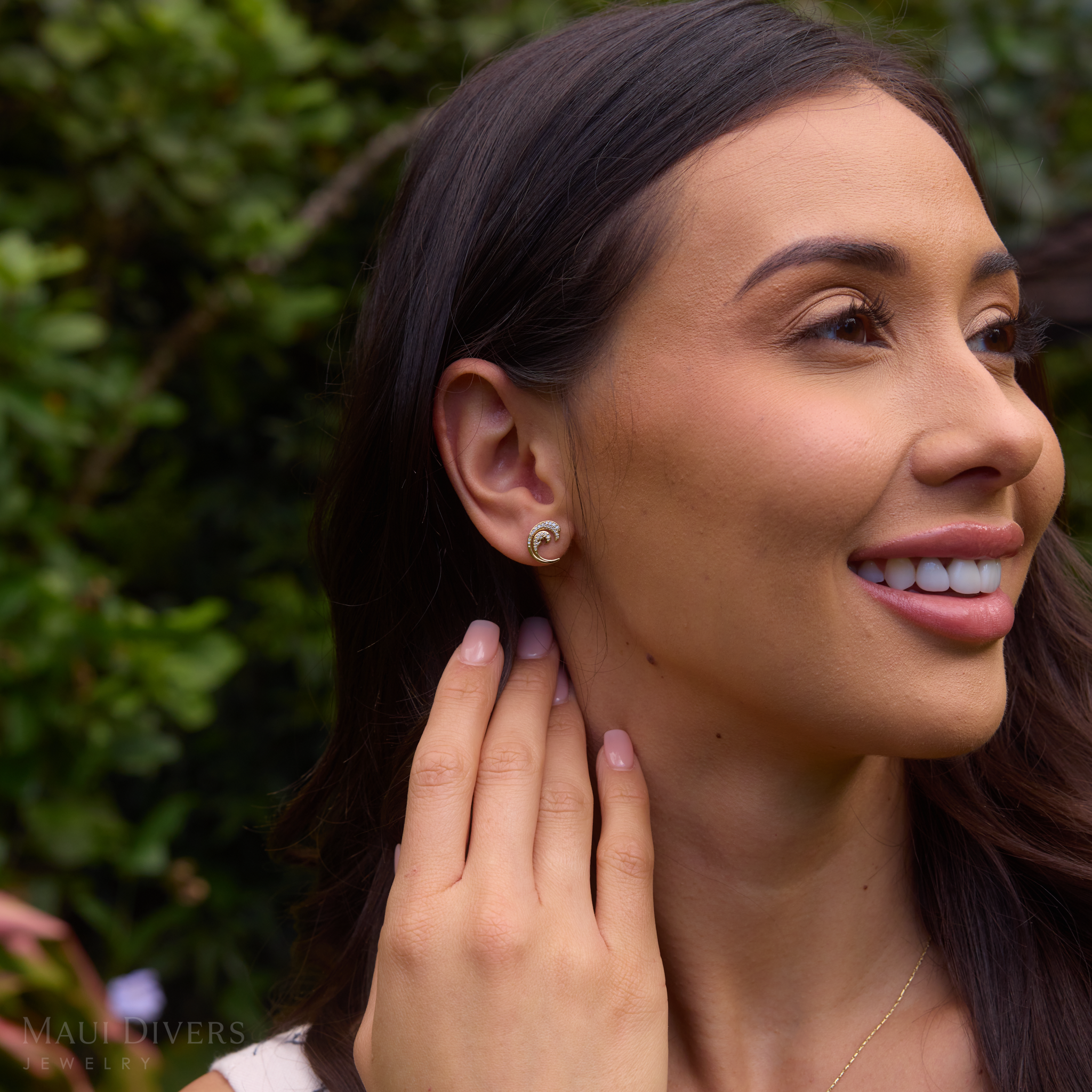 Nalu Earrings in Gold with Diamonds - 12mm