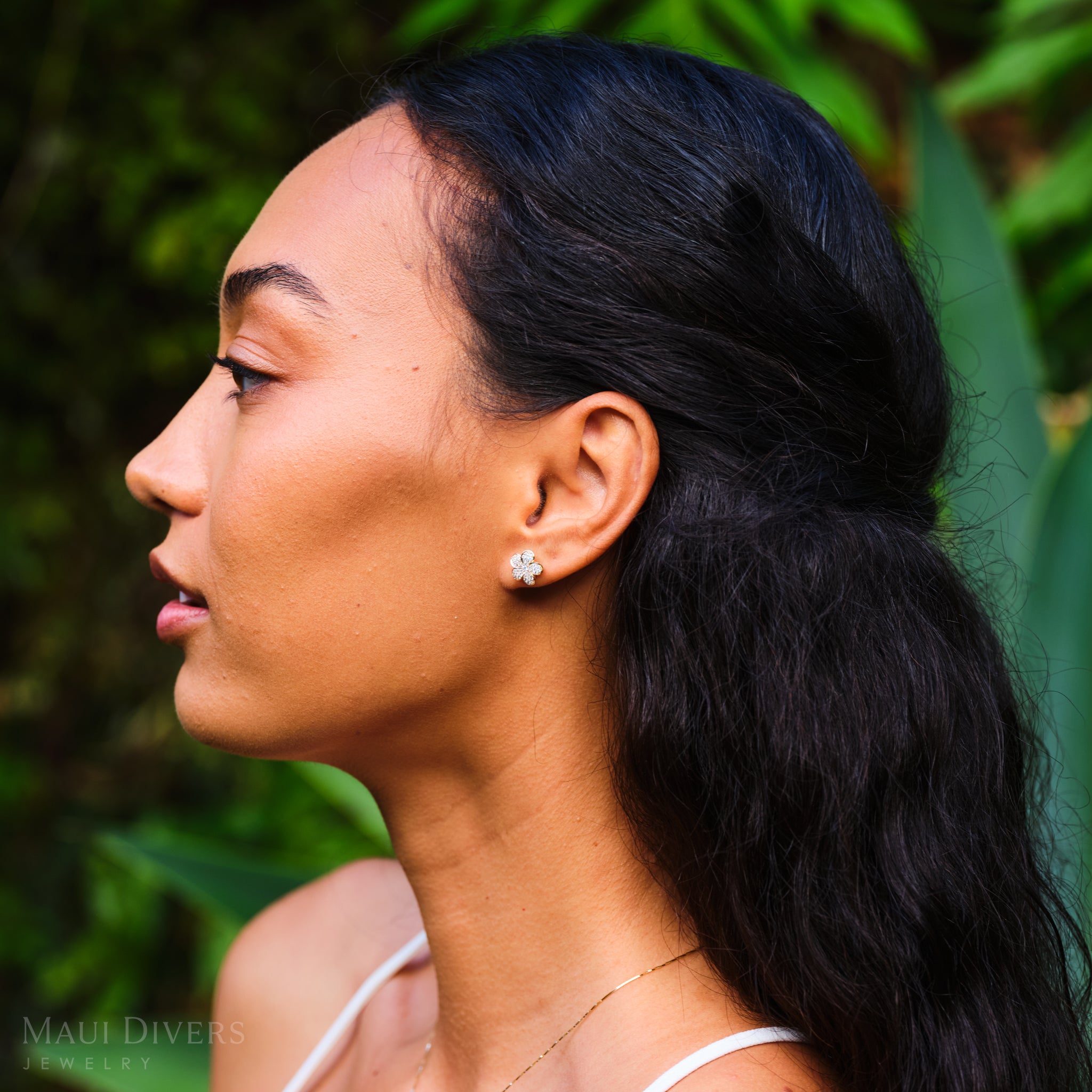 Plumeria Earrings in Gold with Diamonds - 11mm