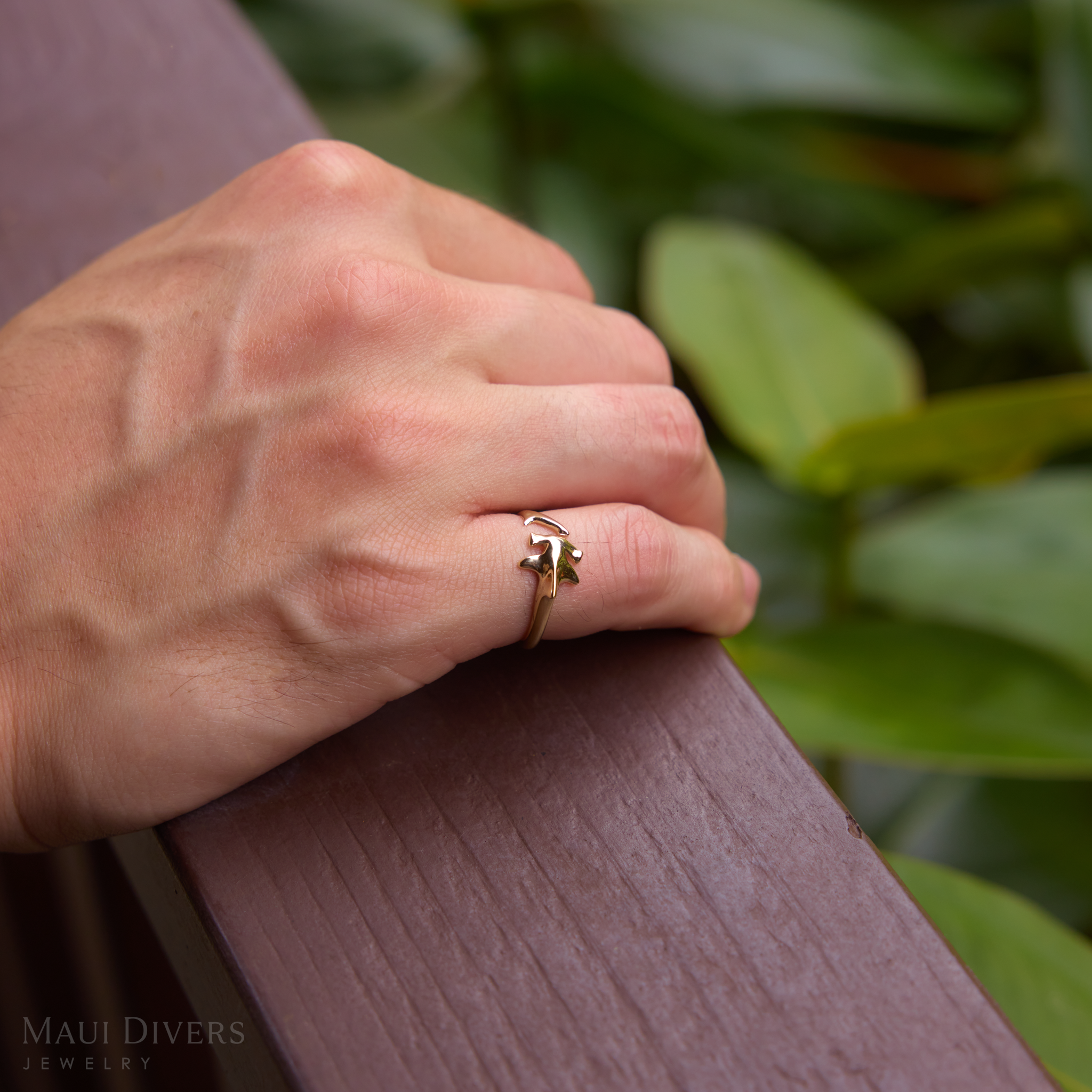 Hammerhead Shark Ring in Gold