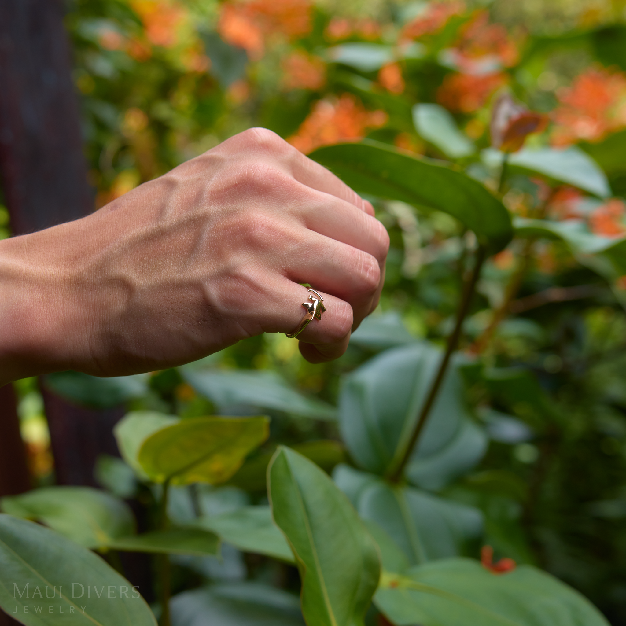 Hammerhead Shark Ring in Gold