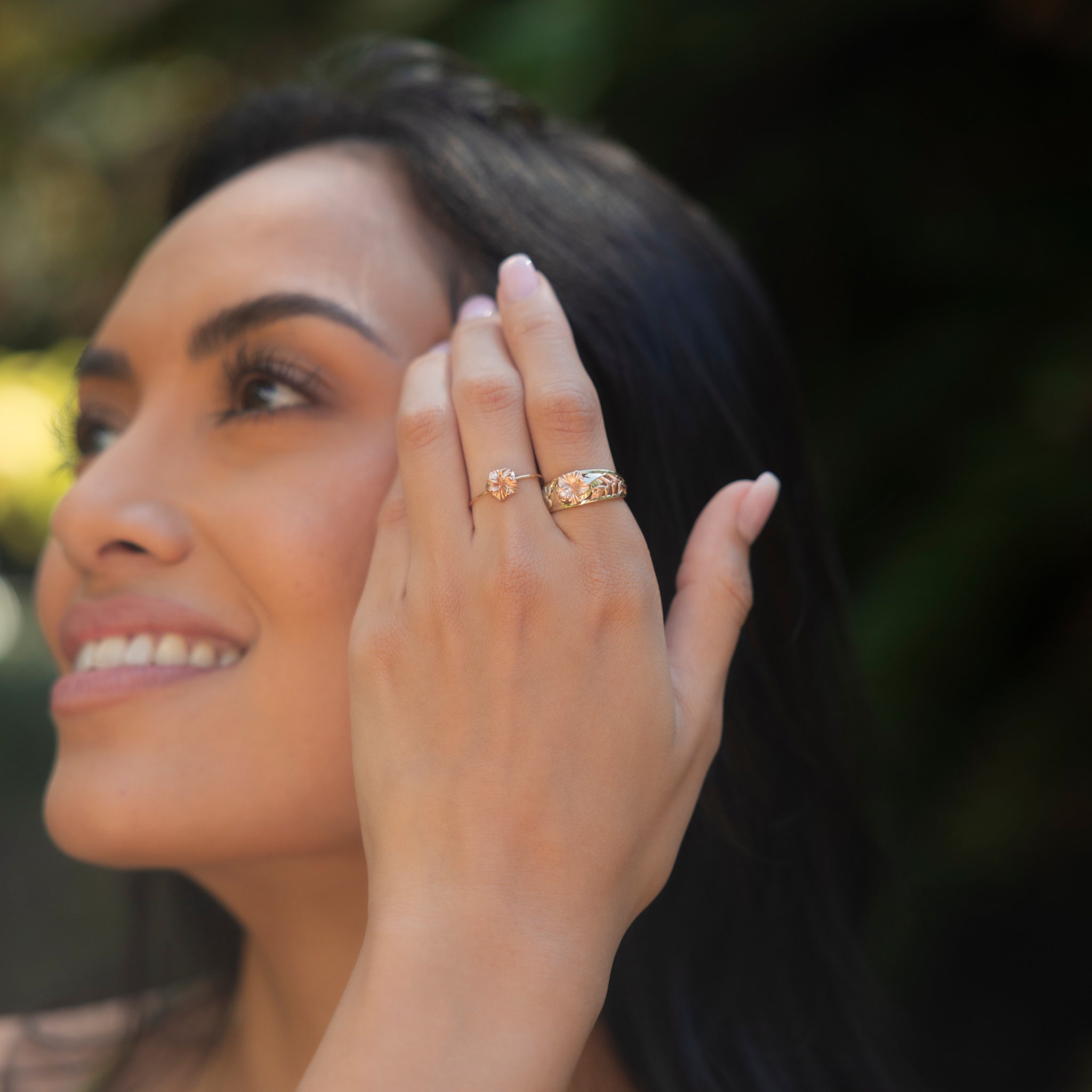 Hawaiian Gardens Hibiscus Ring in Two Tone Gold with Diamonds - 8mm