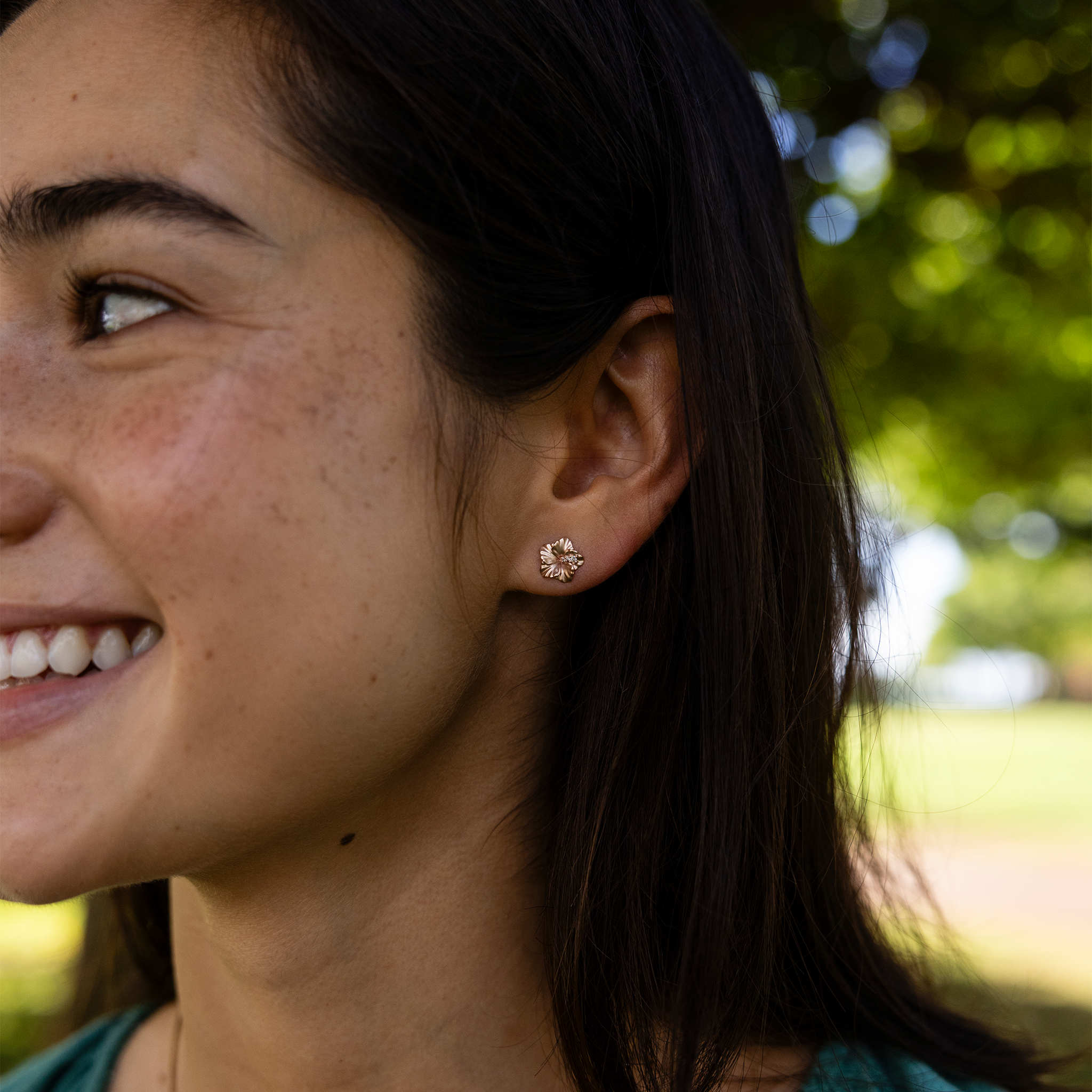 Hawaiian Gardens Hibiscus Earrings in Rose Gold with Diamonds - 9.5mm