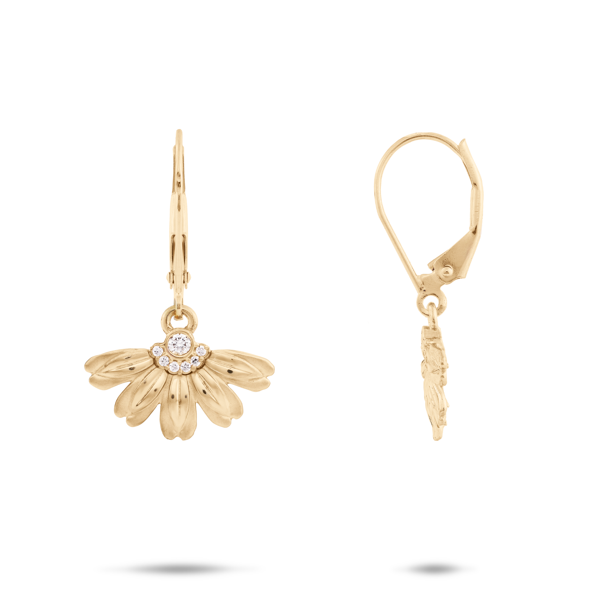 Beach Naupaka Earrings in Gold with Diamonds - 10mm