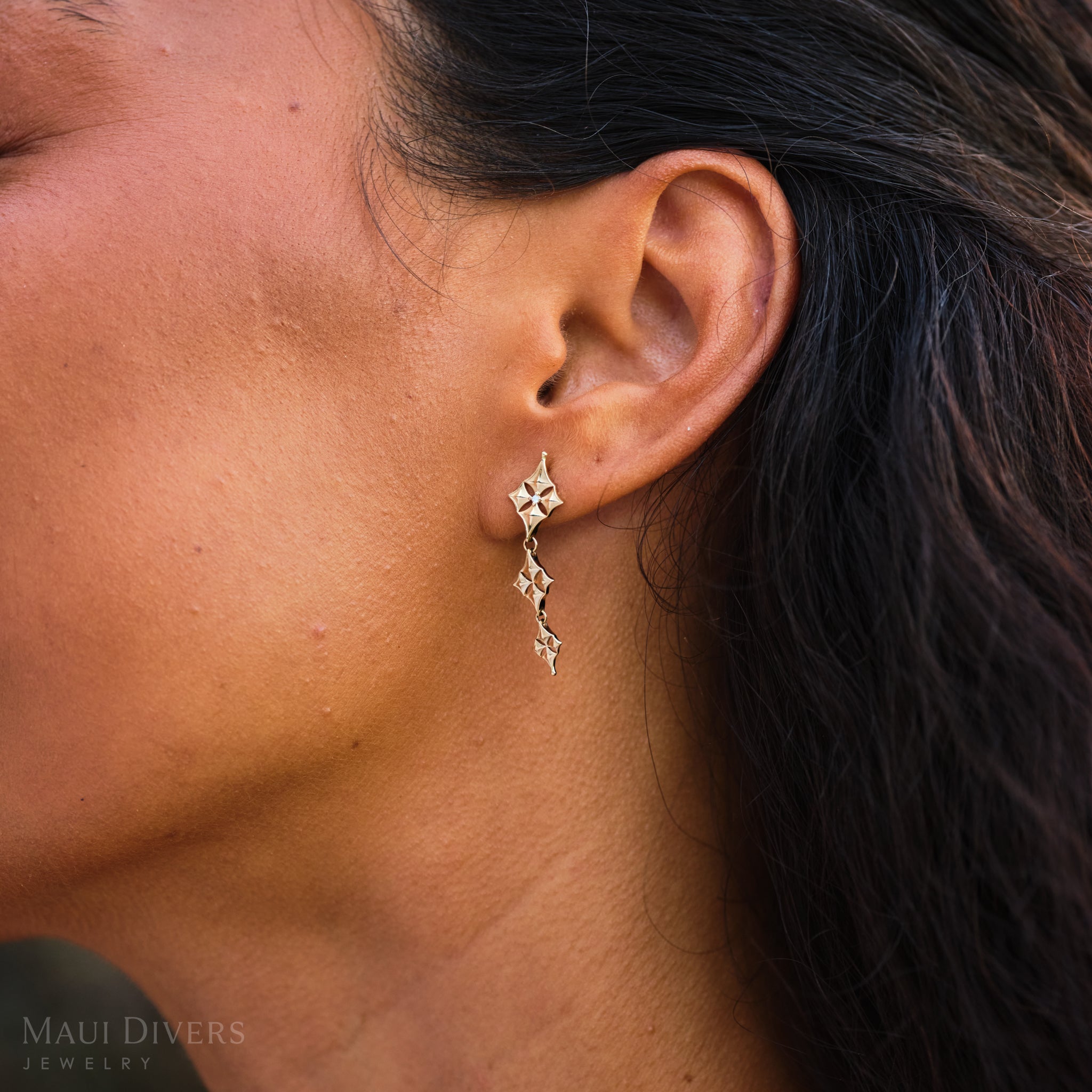 Hawaiian Quilted Star Earrings in Gold with Diamonds - 34mm