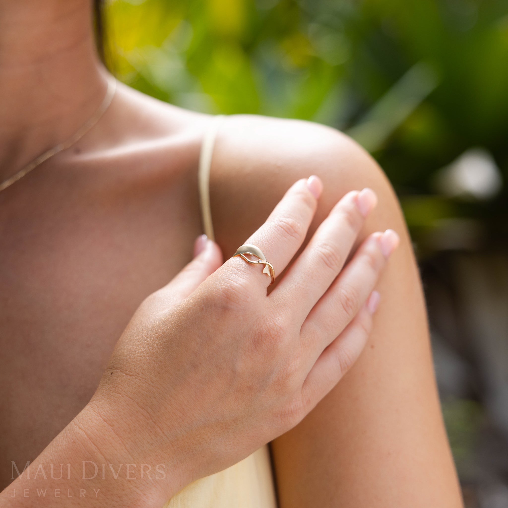 Bubble Dolphin Ring in Gold with Diamond - 10mm