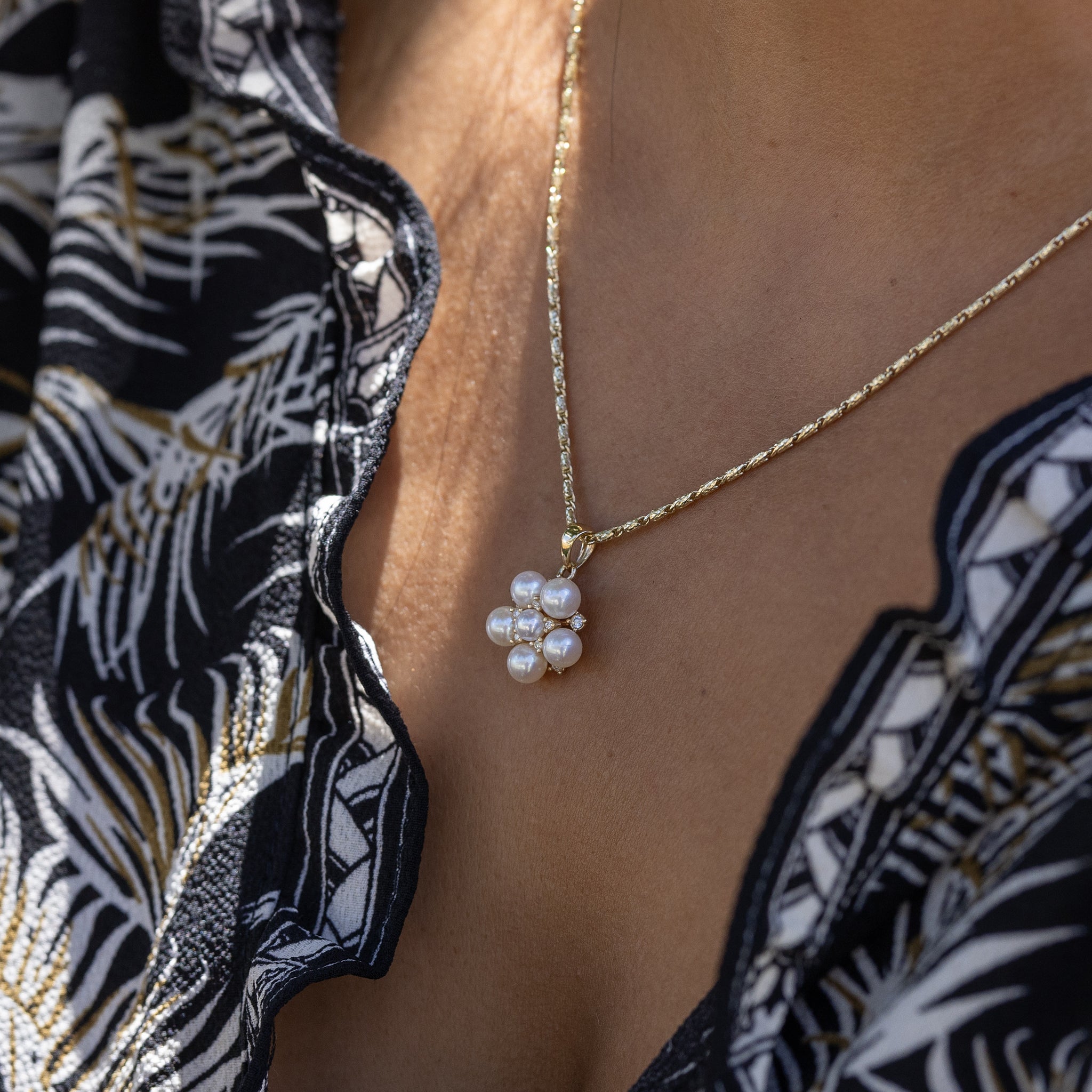 Tiny Bubbles Freshwater White Pearl Pendant in Gold with Diamonds