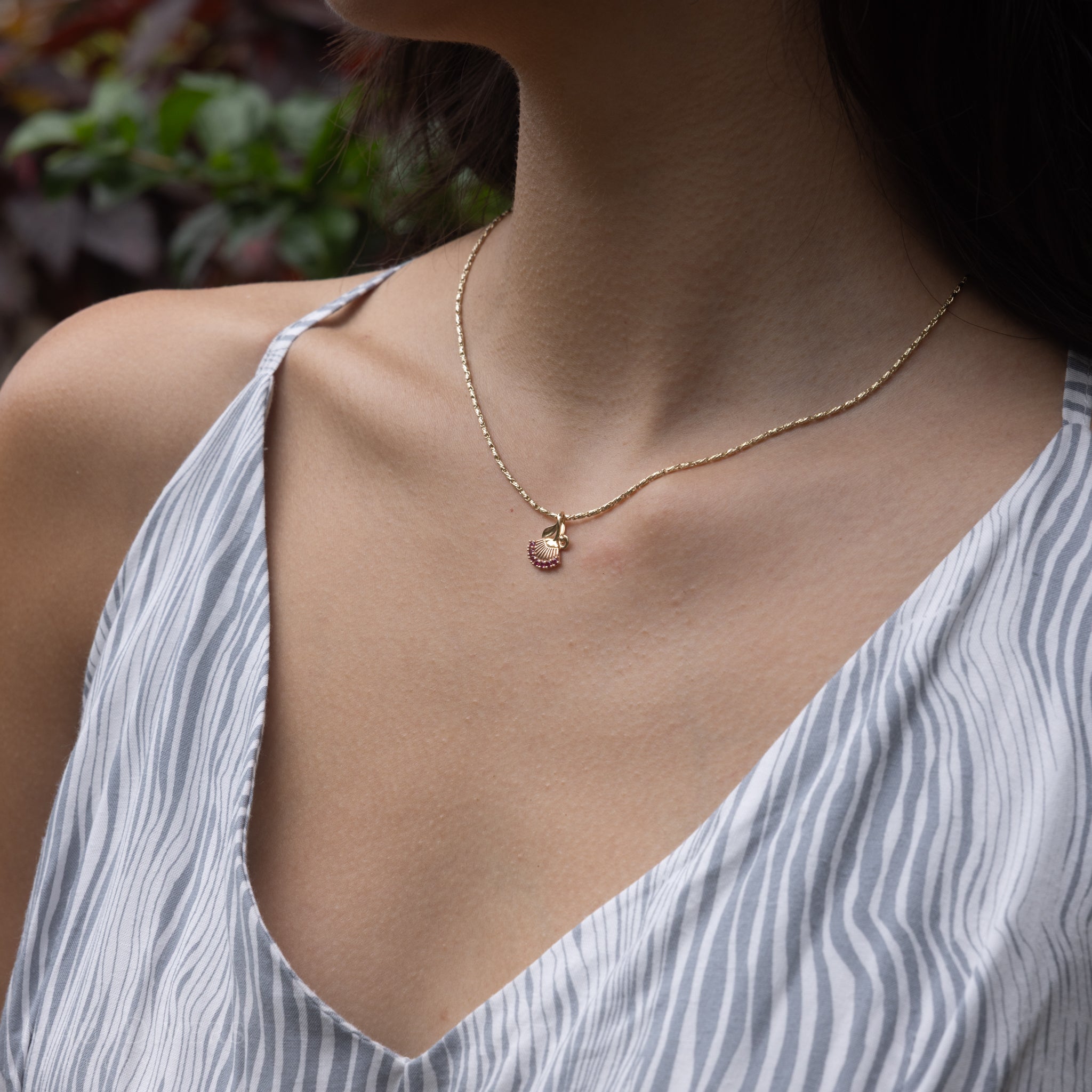 ʻŌhiʻa Lehua Ruby Pendant in Two Tone Gold - 15mm