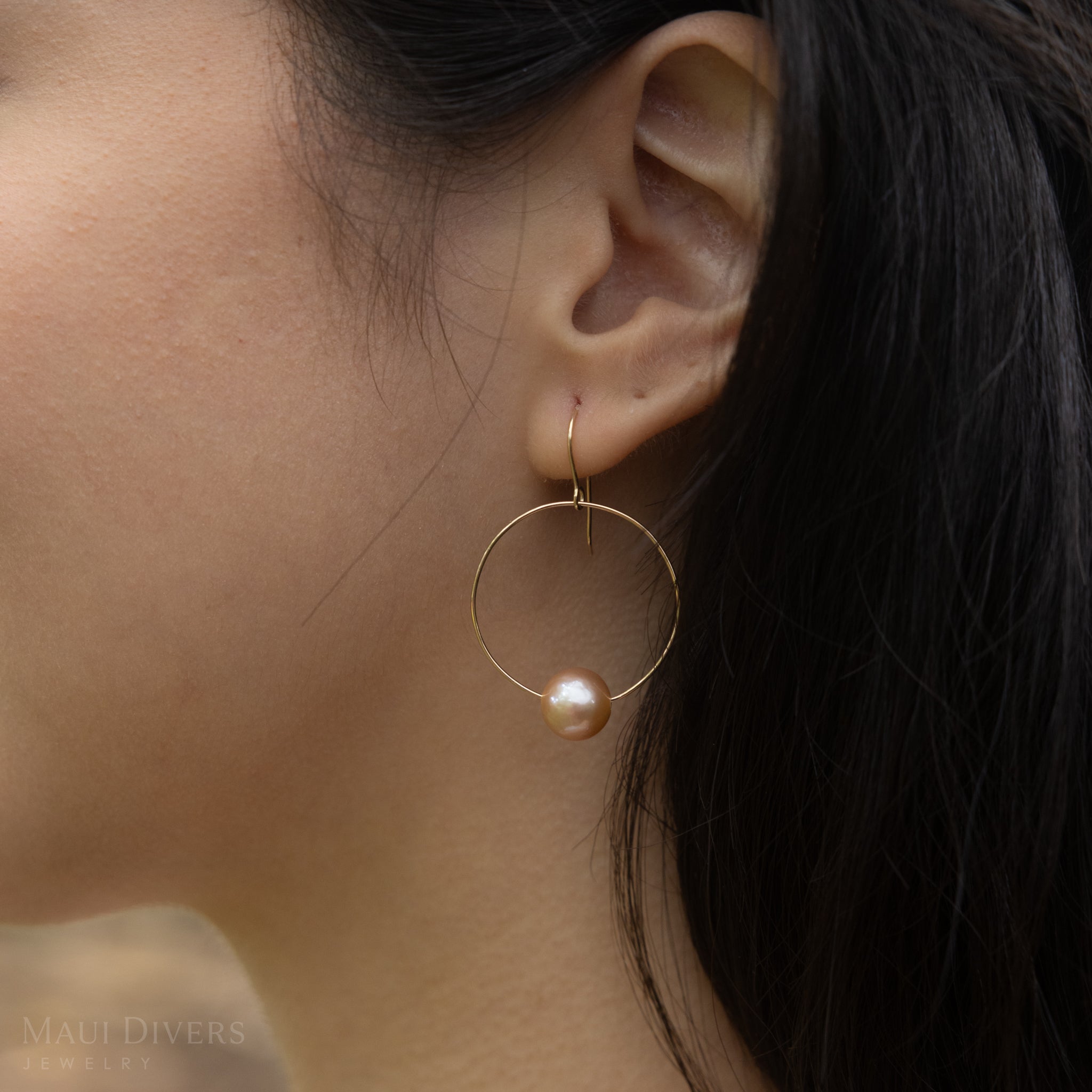 Peach Freshwater Pearl Hoop Earrings in Gold - 9-10mm