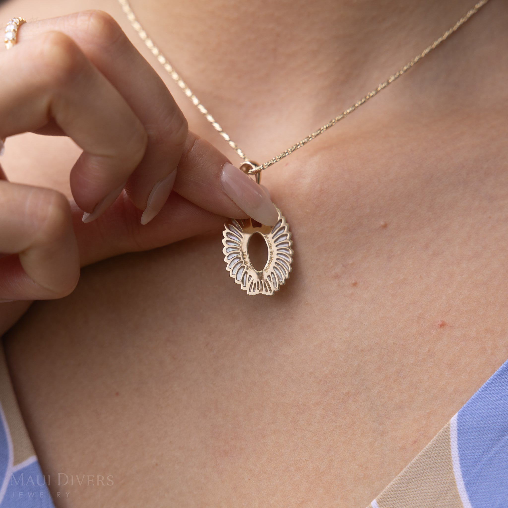 Pueo (Owl) Mother of Pearl Pendant in Gold with Diamonds - 28mm